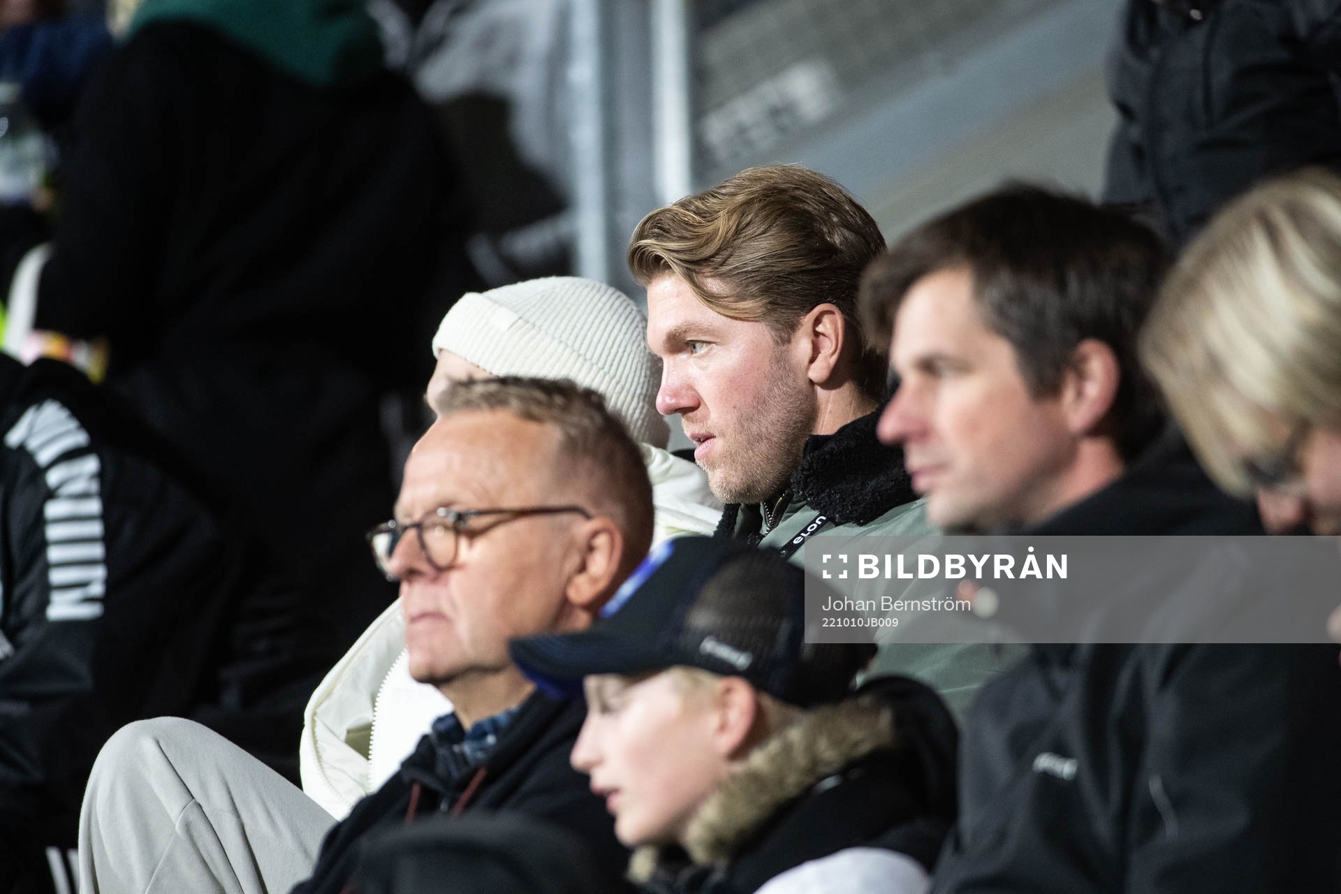 Örebros Martin Broberg på läktaren