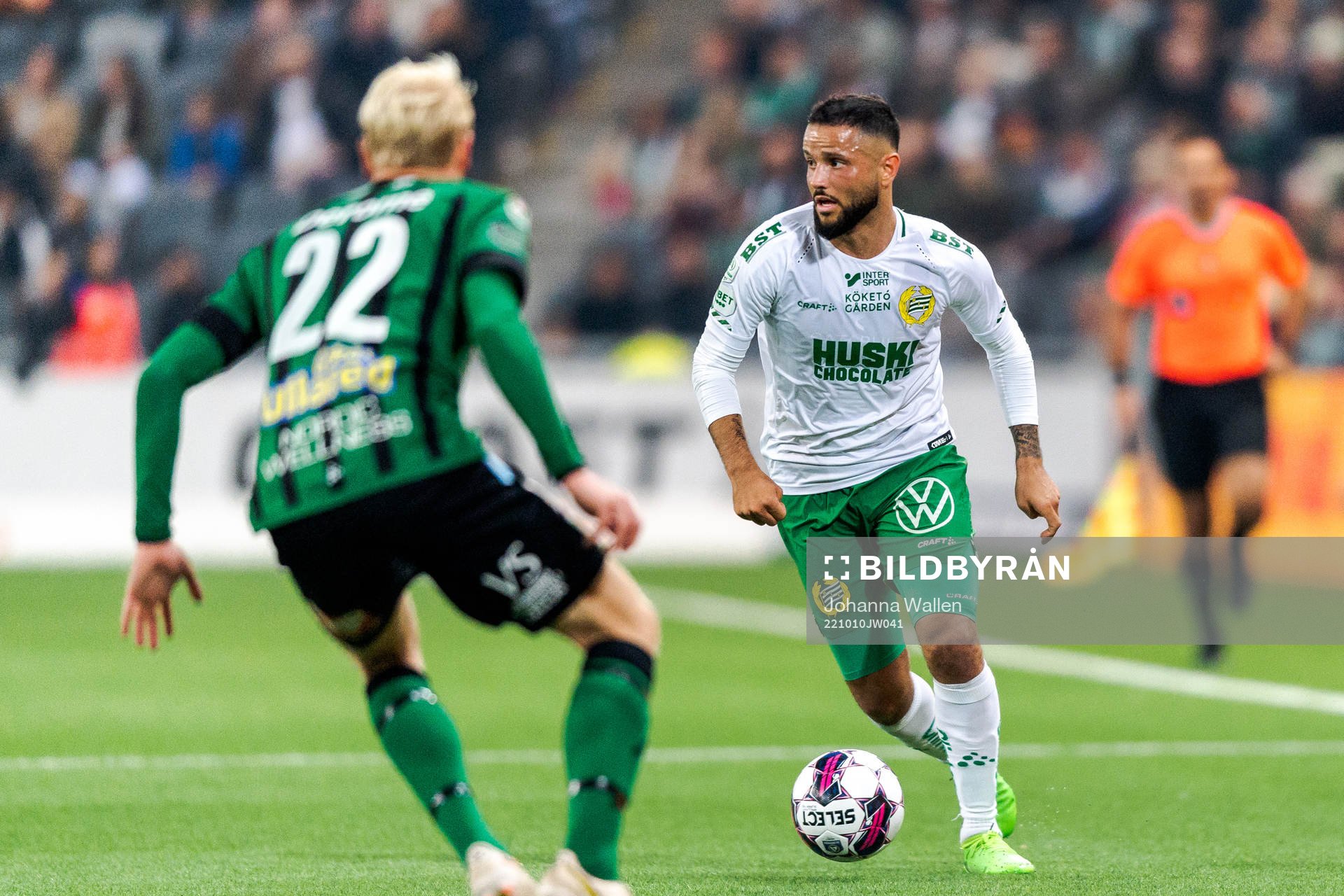 Varbergs Andre Boman och Hammarbys Mohanad Jeahze