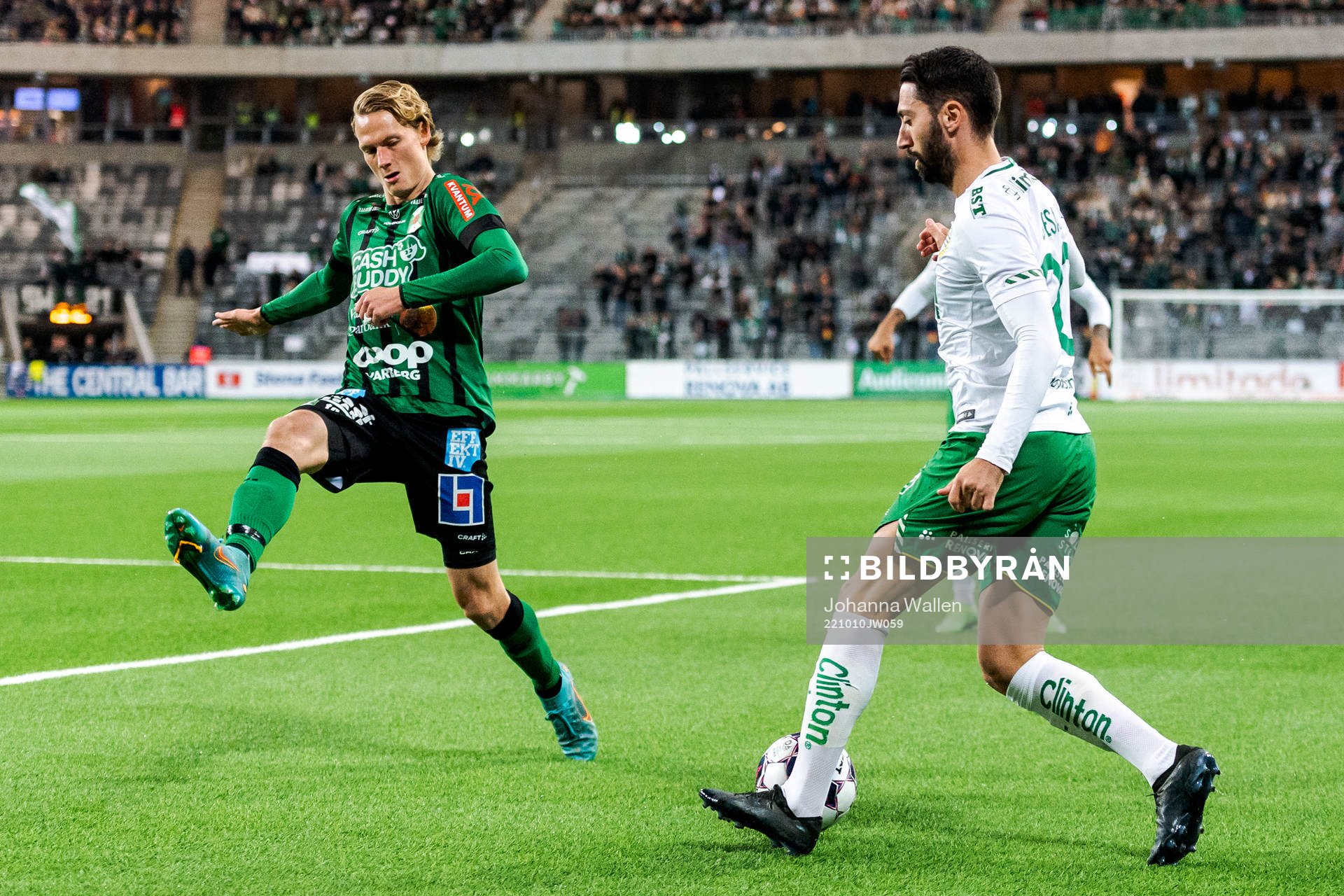 Varbergs Alexander Johansson och Hammarbys Nahir Besara
