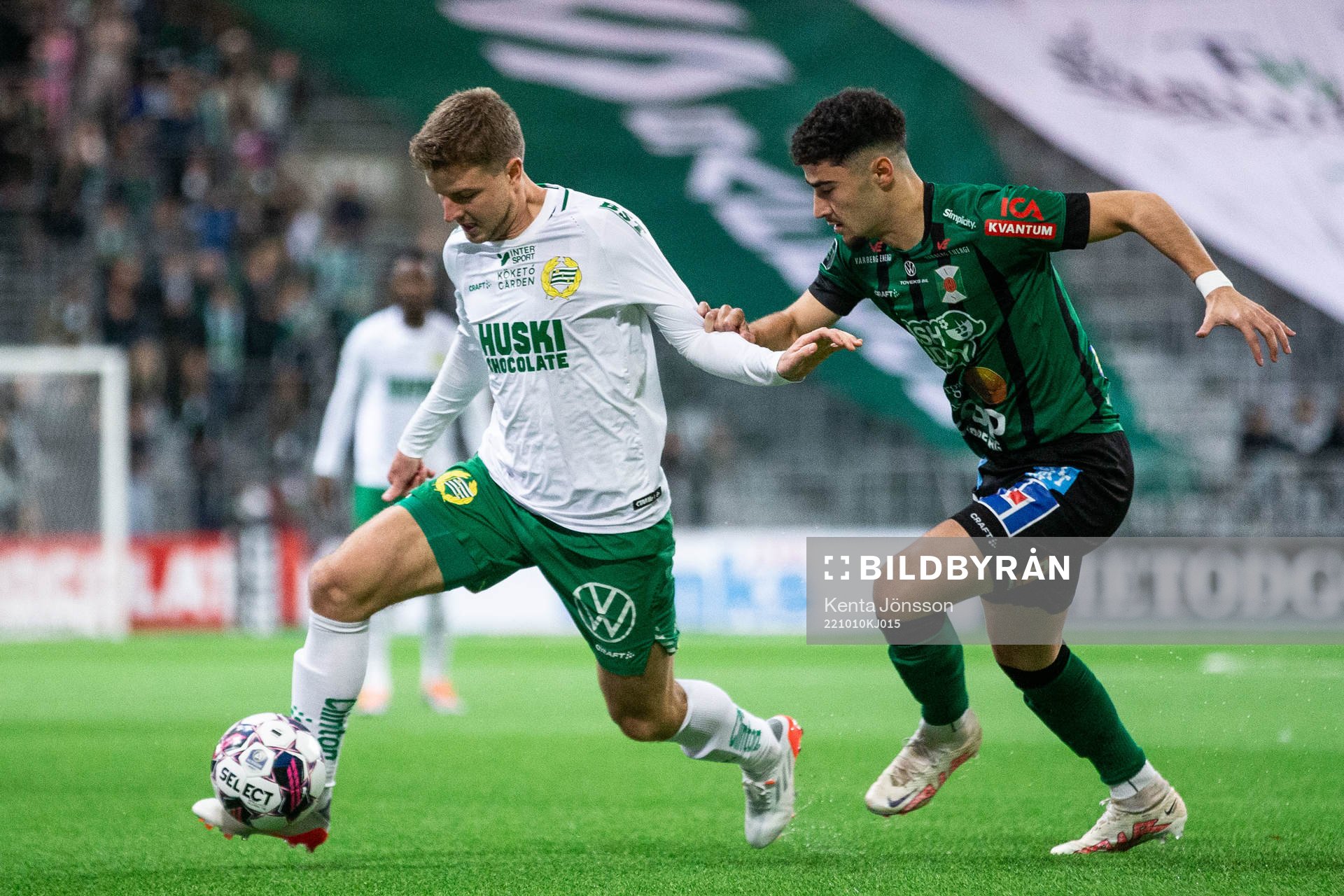 Hammarbys Joel Nilsson och Varbergs Ismet Lushaku