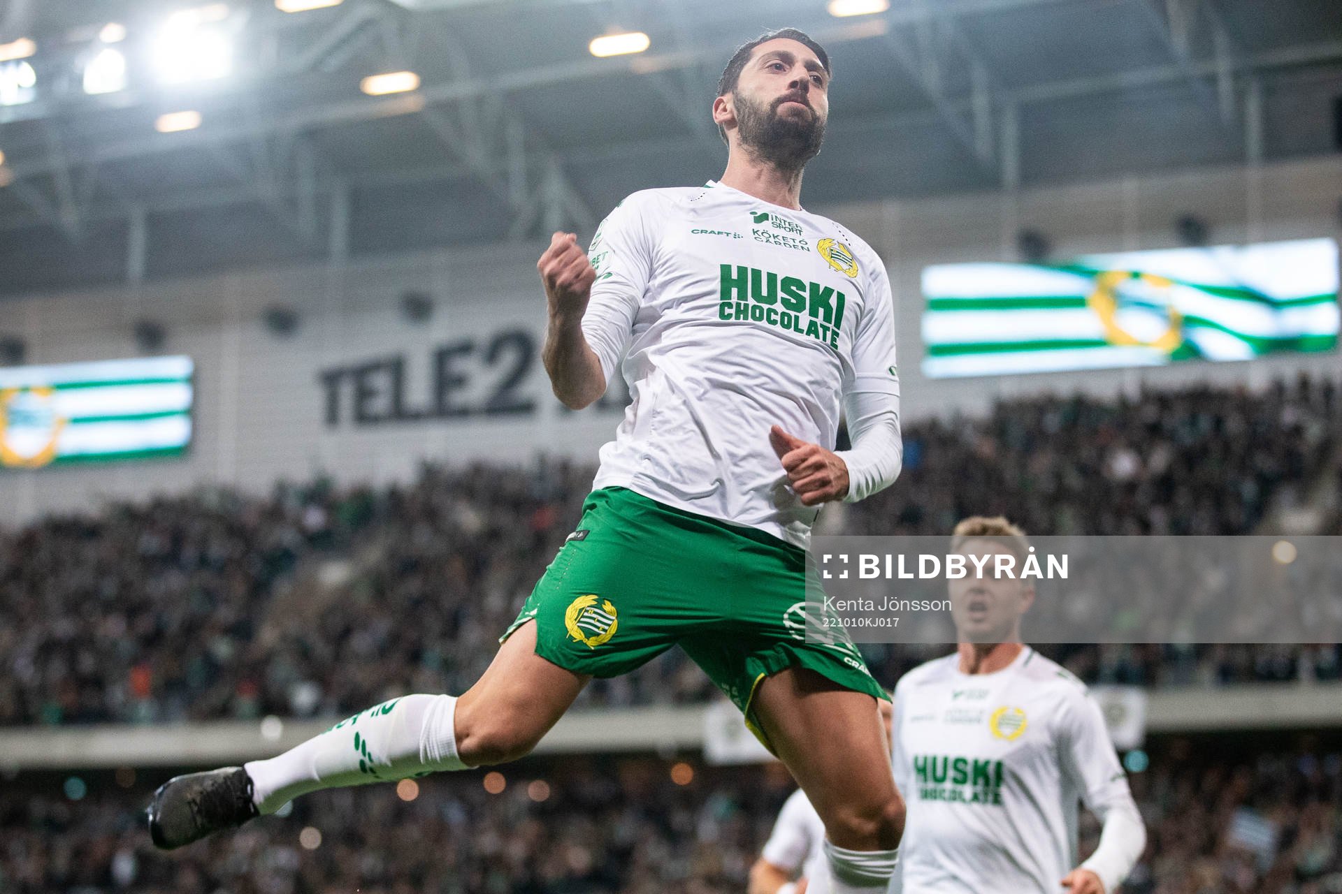 Hammarbys Nahir Besara jublar