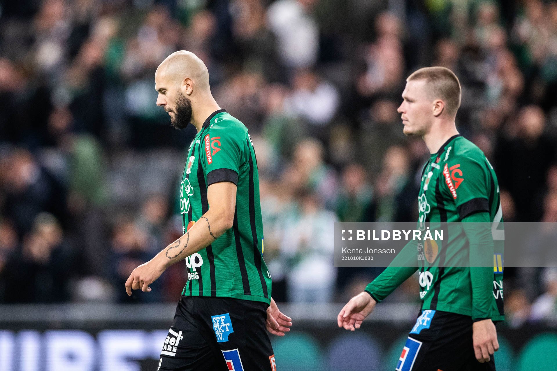 Varbergs Robin Simovic och Anton Liljenbäck deppar