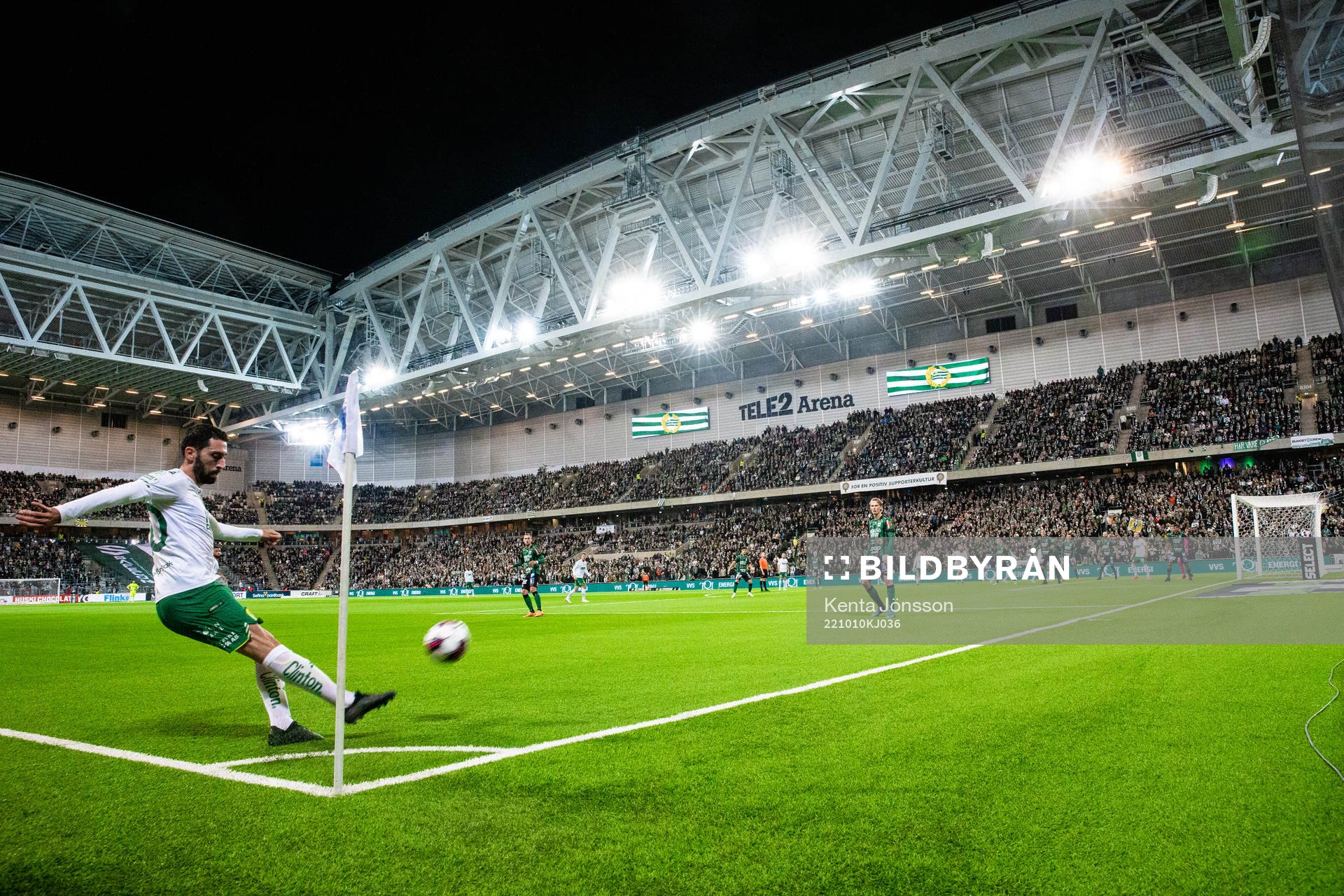 Hammarbys Nahir Besara med en hörna