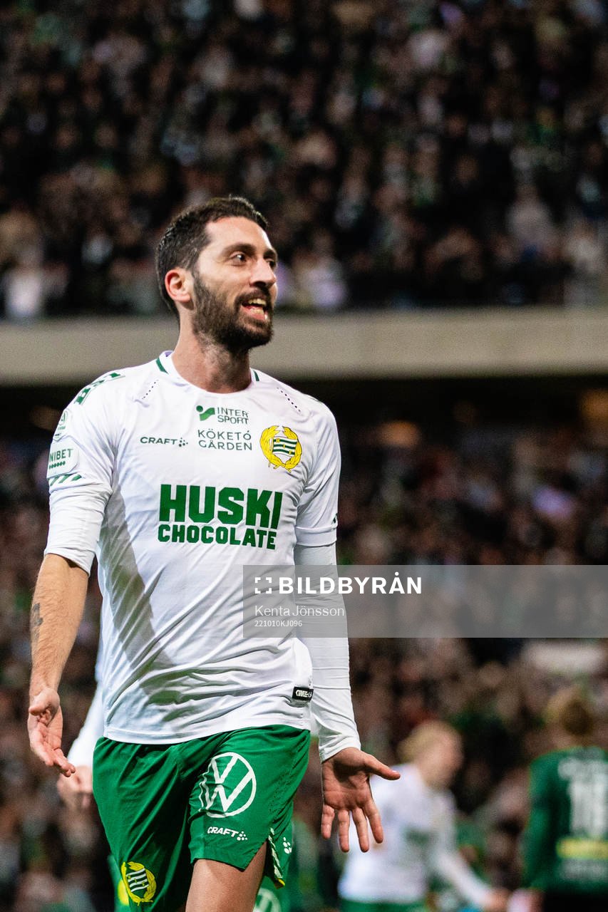 Hammarbys Nahir Besara jublar