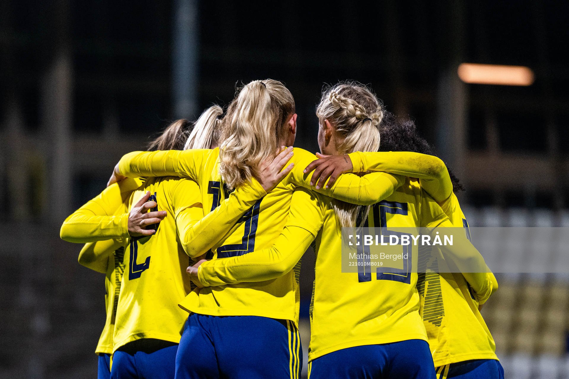 Matilda Vinberg of Sweden celebrates with team mates
