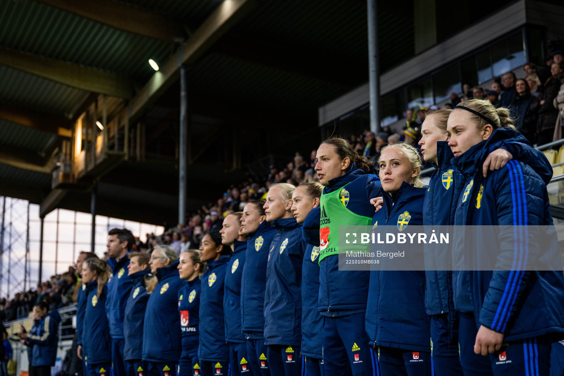 Staff and players of Sweden