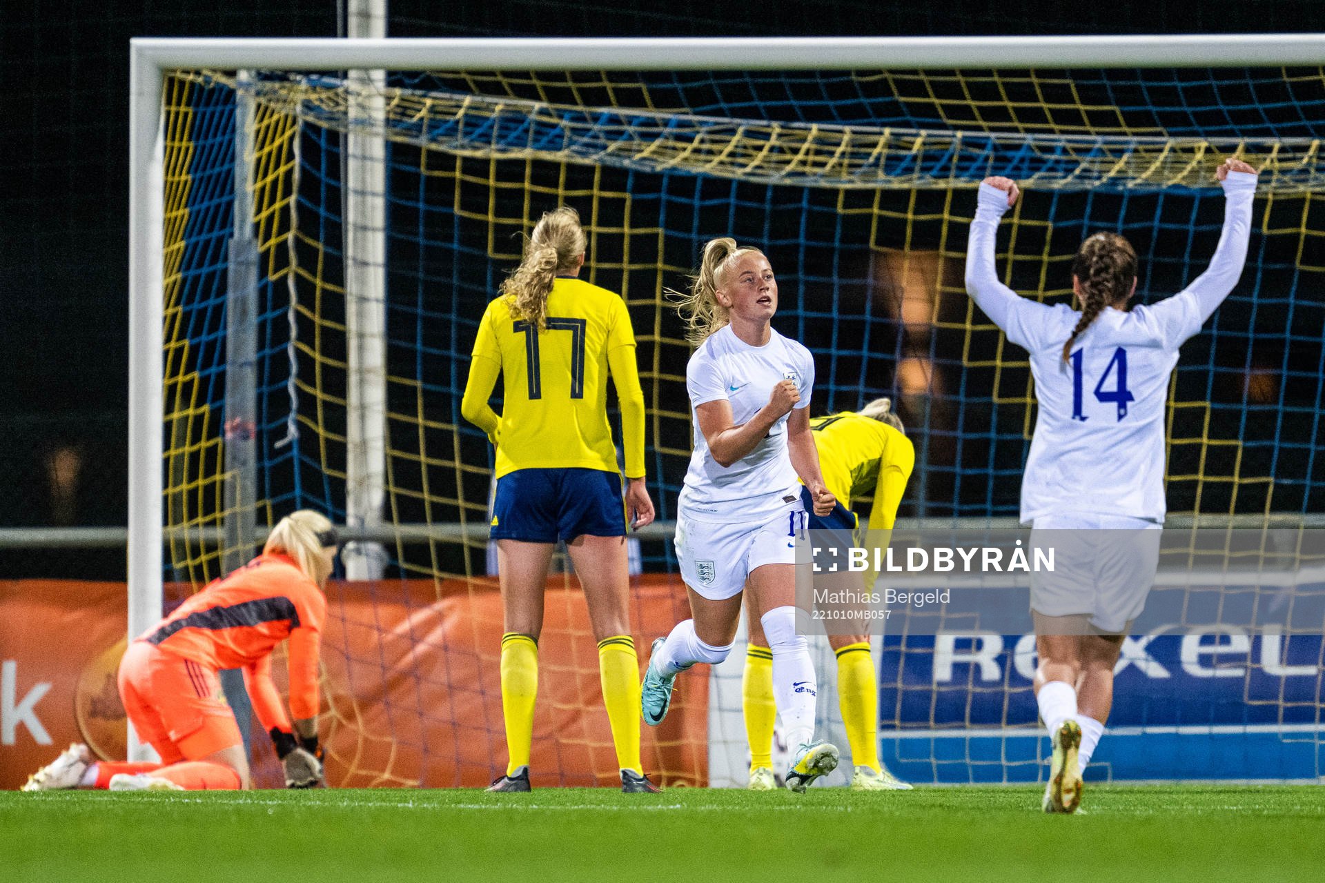 goalkeeper Emma Holmgren and Elma Junttila Nelhage of