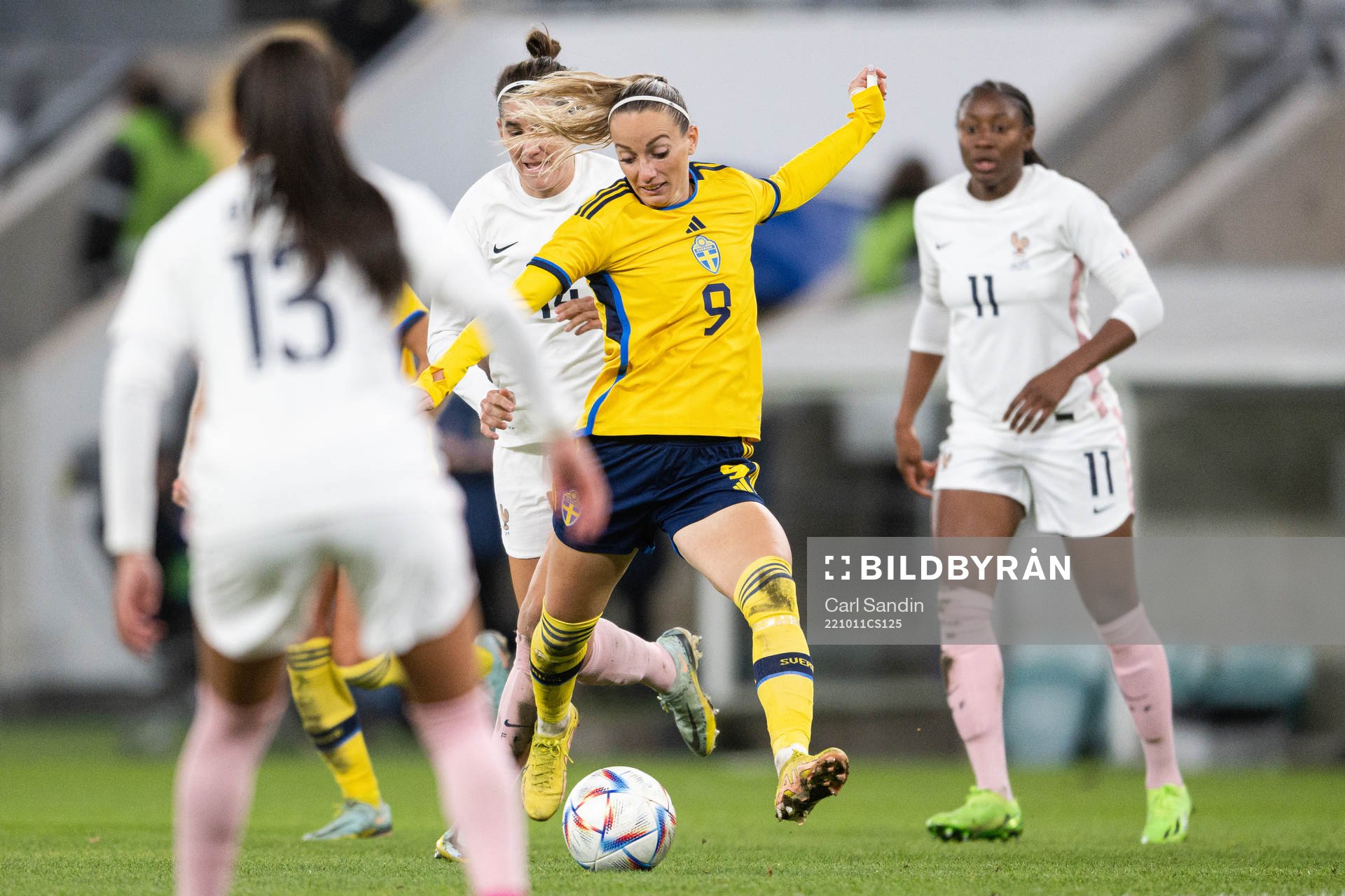 Kosovare Asllani of Sweden