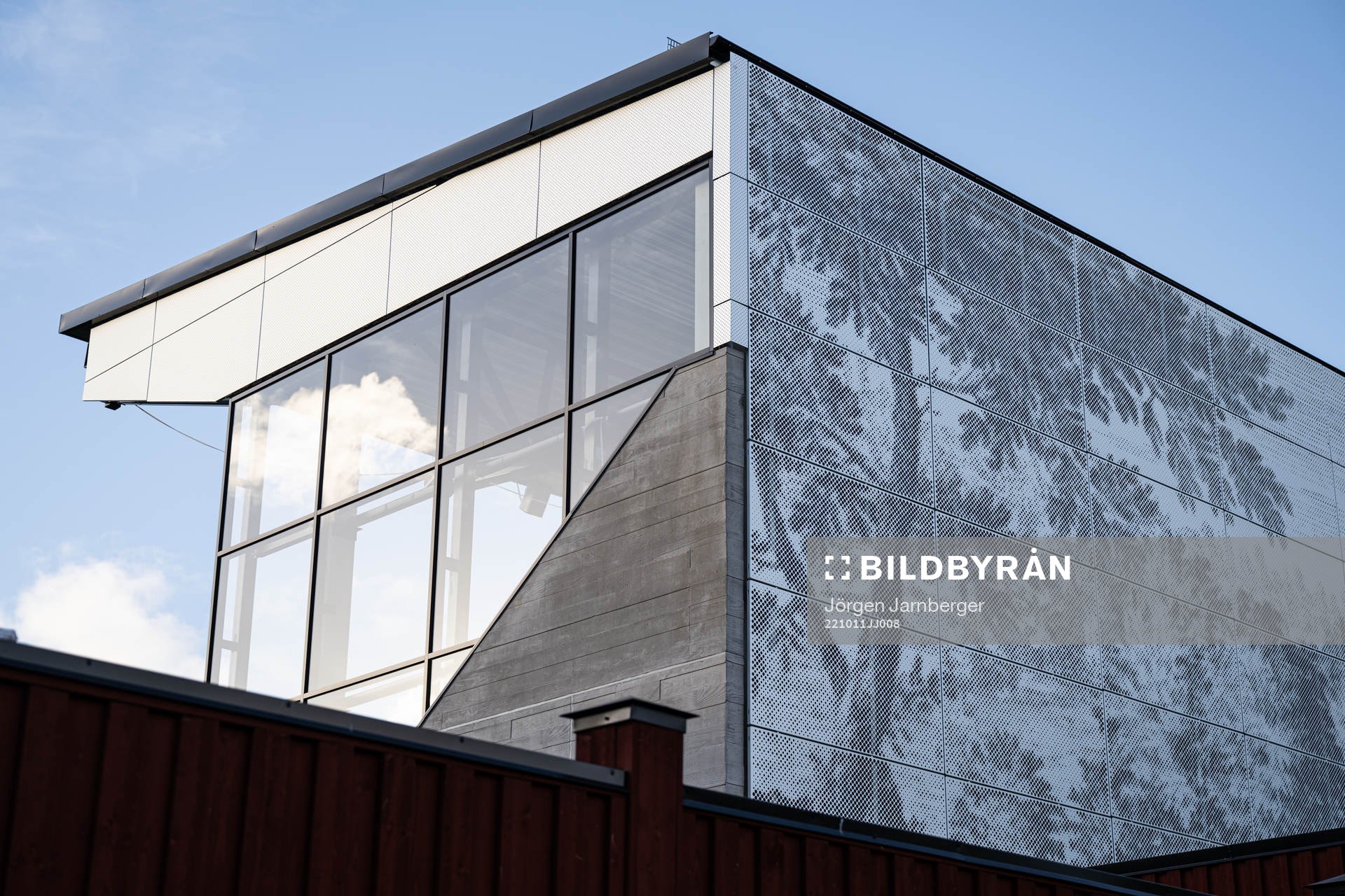 Läktare utifrån på Stadsparksvallen