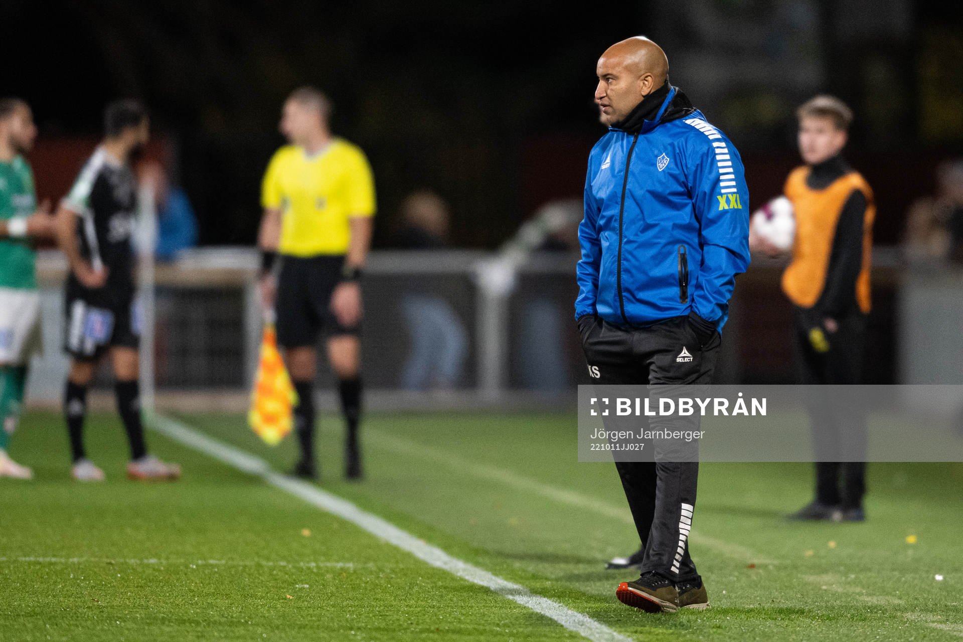 Brages tränare Kleber Saarenpää under fotbollsmatchen i Superettan mellan Jönköpings Södra och Brage den 11 oktober 2022 i Jönköping.