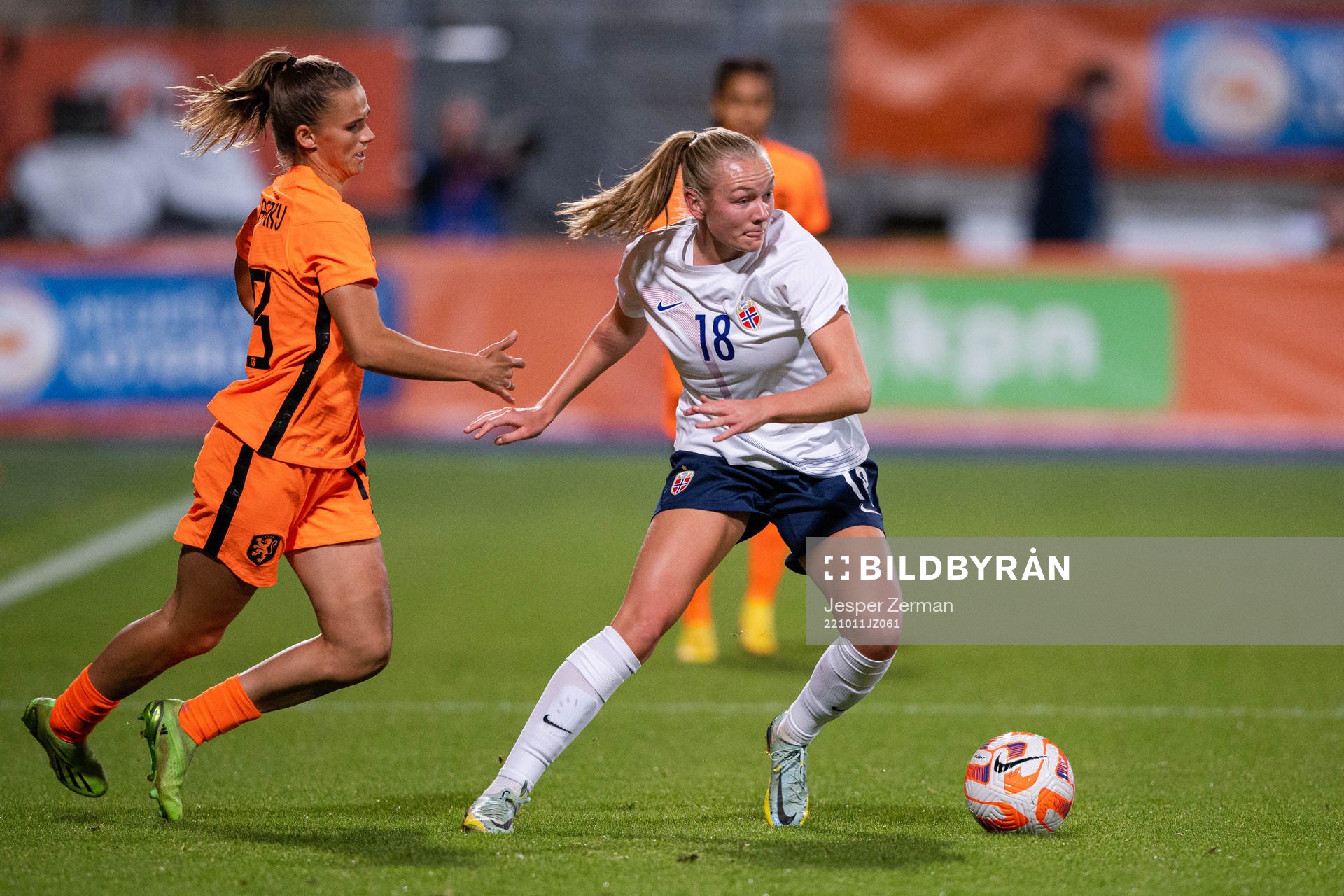 Kerstin Casparij of Netherlands and Frida Maanum of Norway