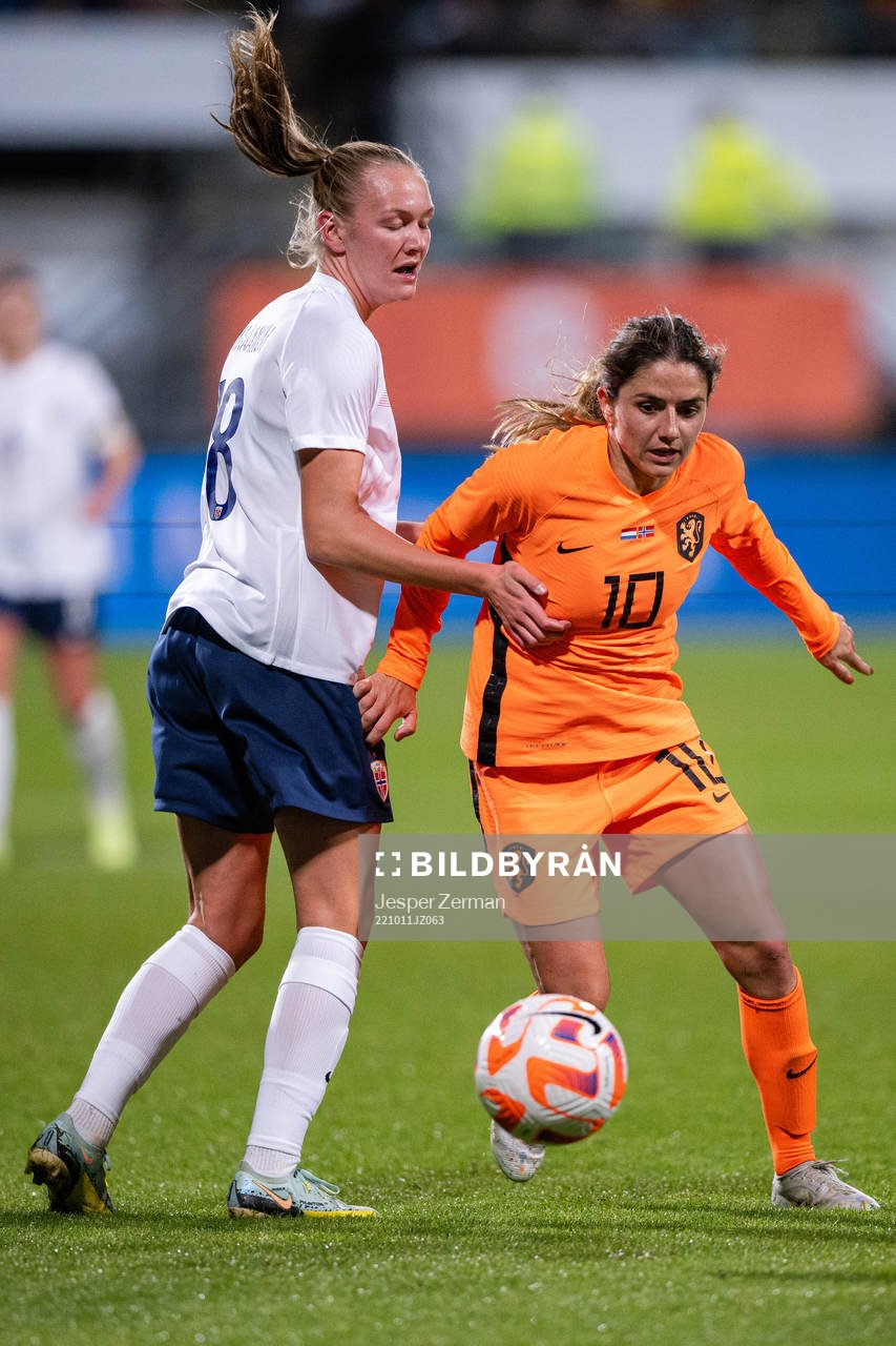 Frida Maanum of Norway and Danielle van de Donk of