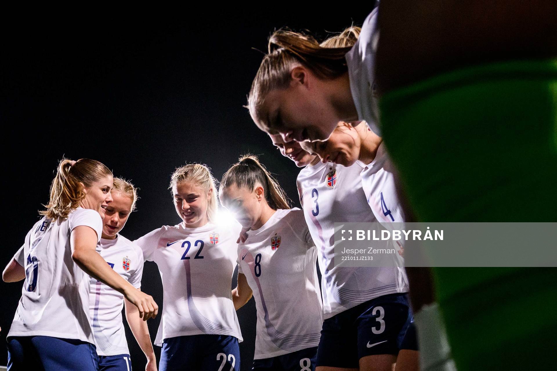 Maren Mjelde, Julie Blakstad, Sophie Roman Haug,  Vilde