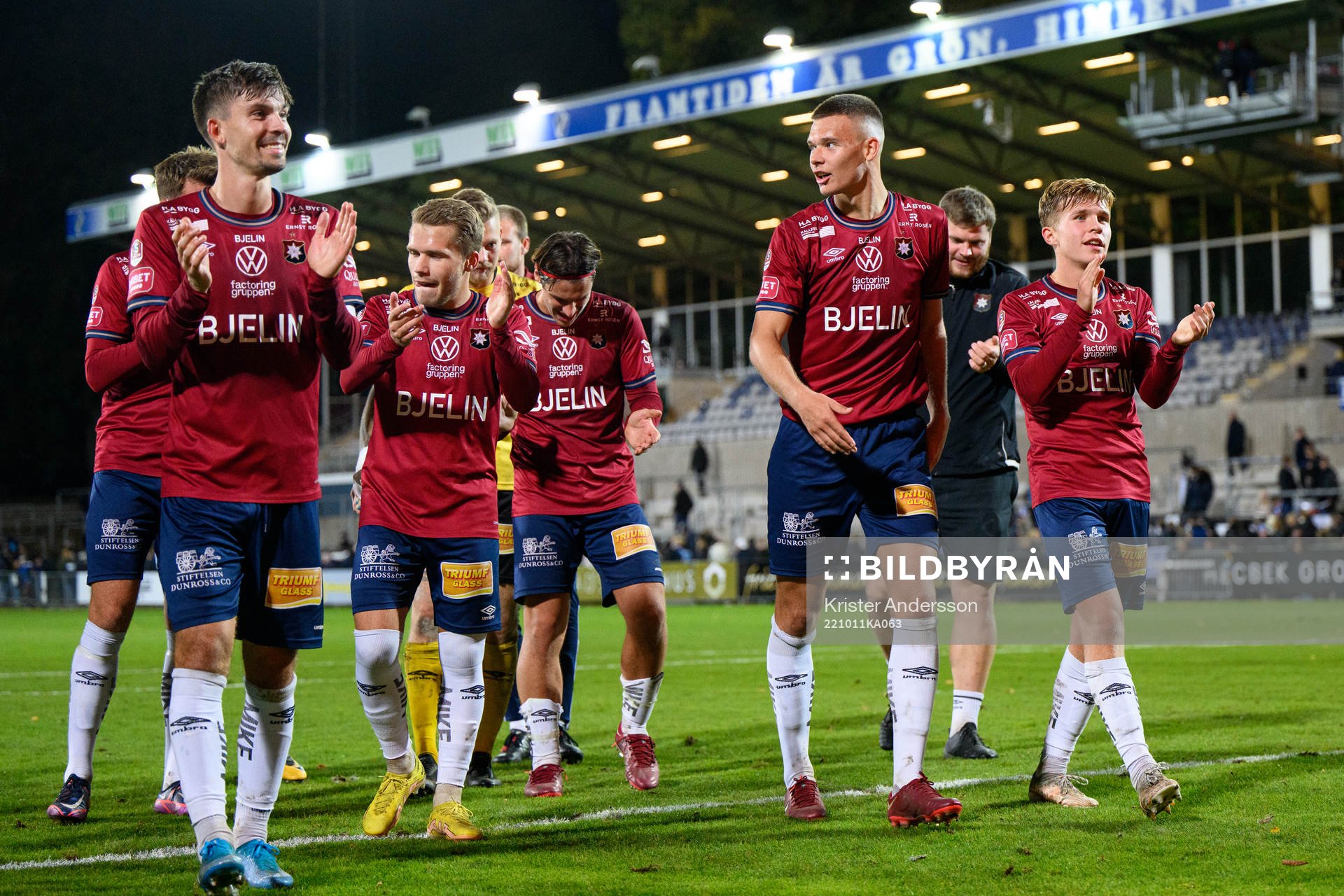 Örgrytes spelare jublar