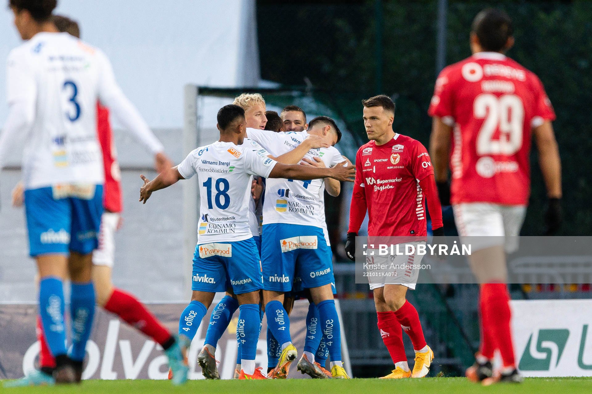 Värnamos Oscar Johansson jublar