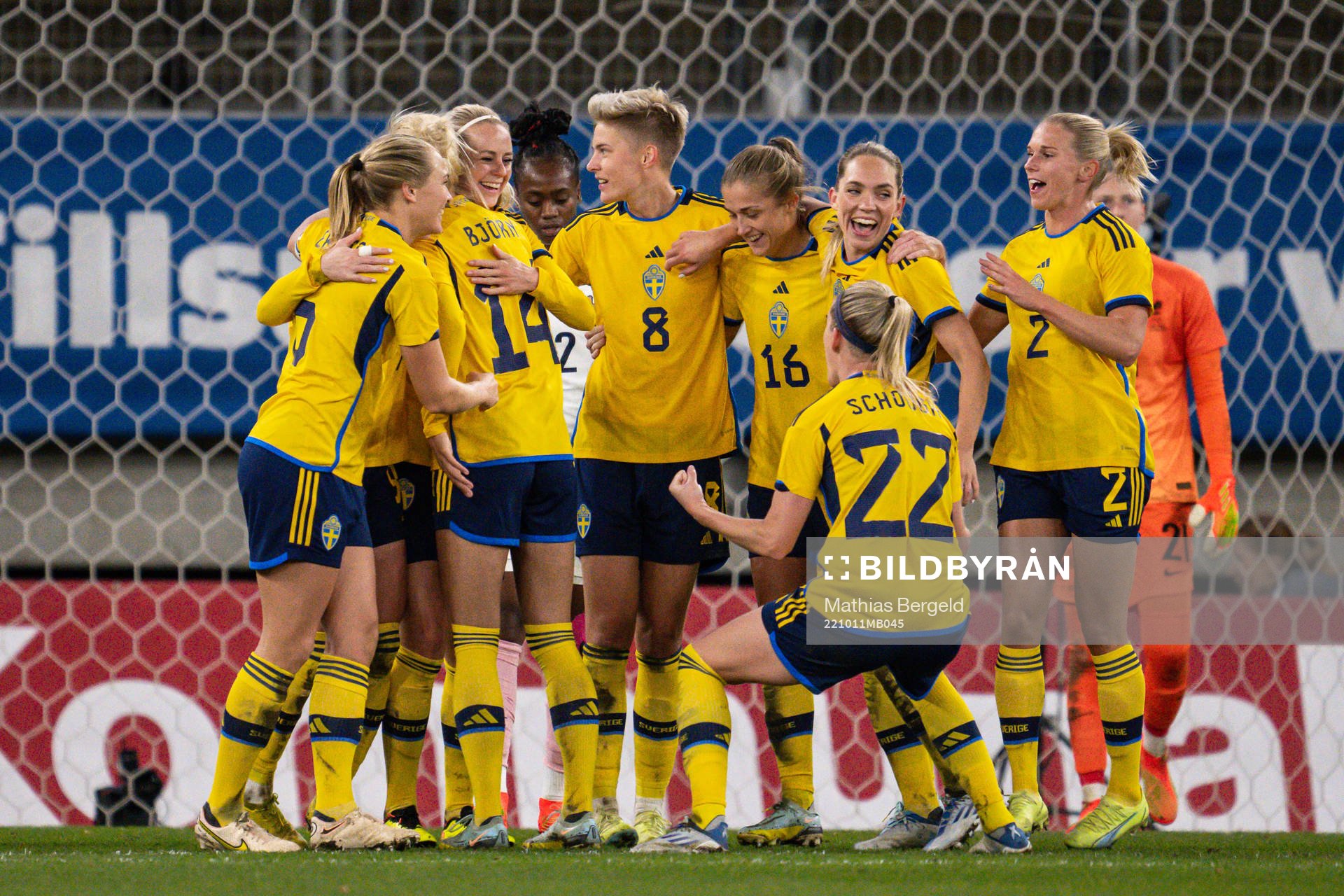 Amanda Ilestedt of Sweden celebrate with teammates