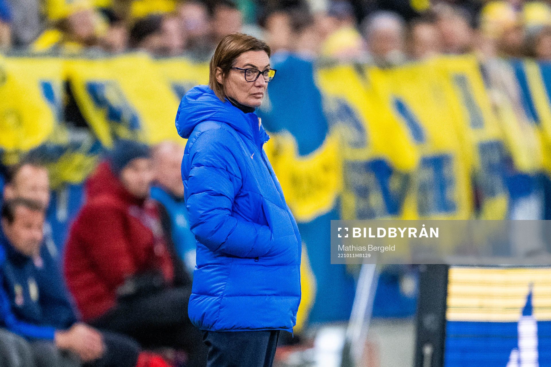 Head coach Corinne Diacre of France