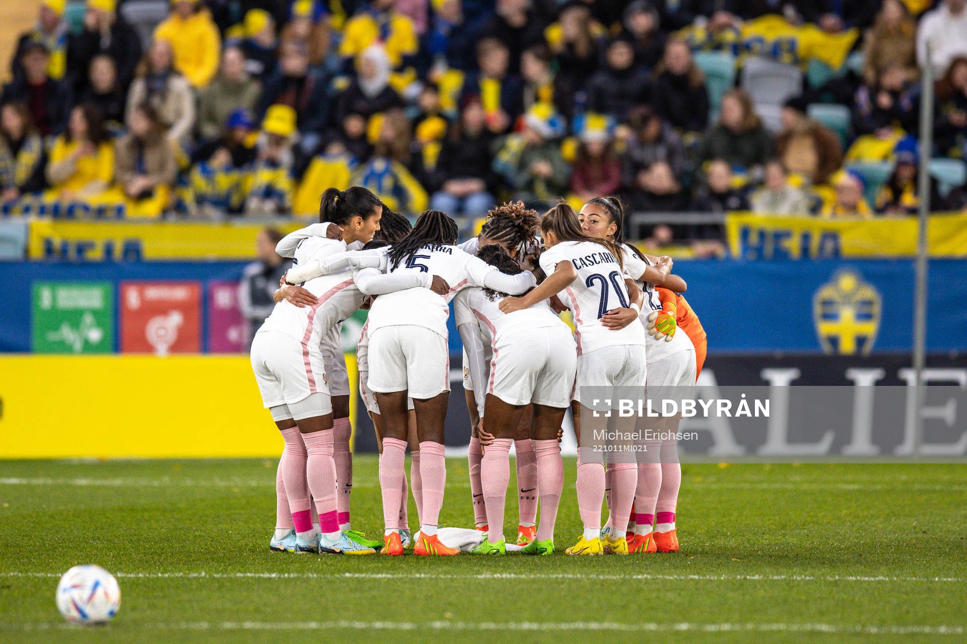 Players of France gather