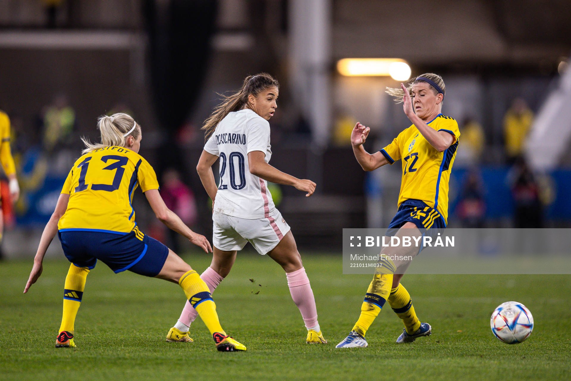 Amanda Ilestedt and Olivia Schough of Sweden against
