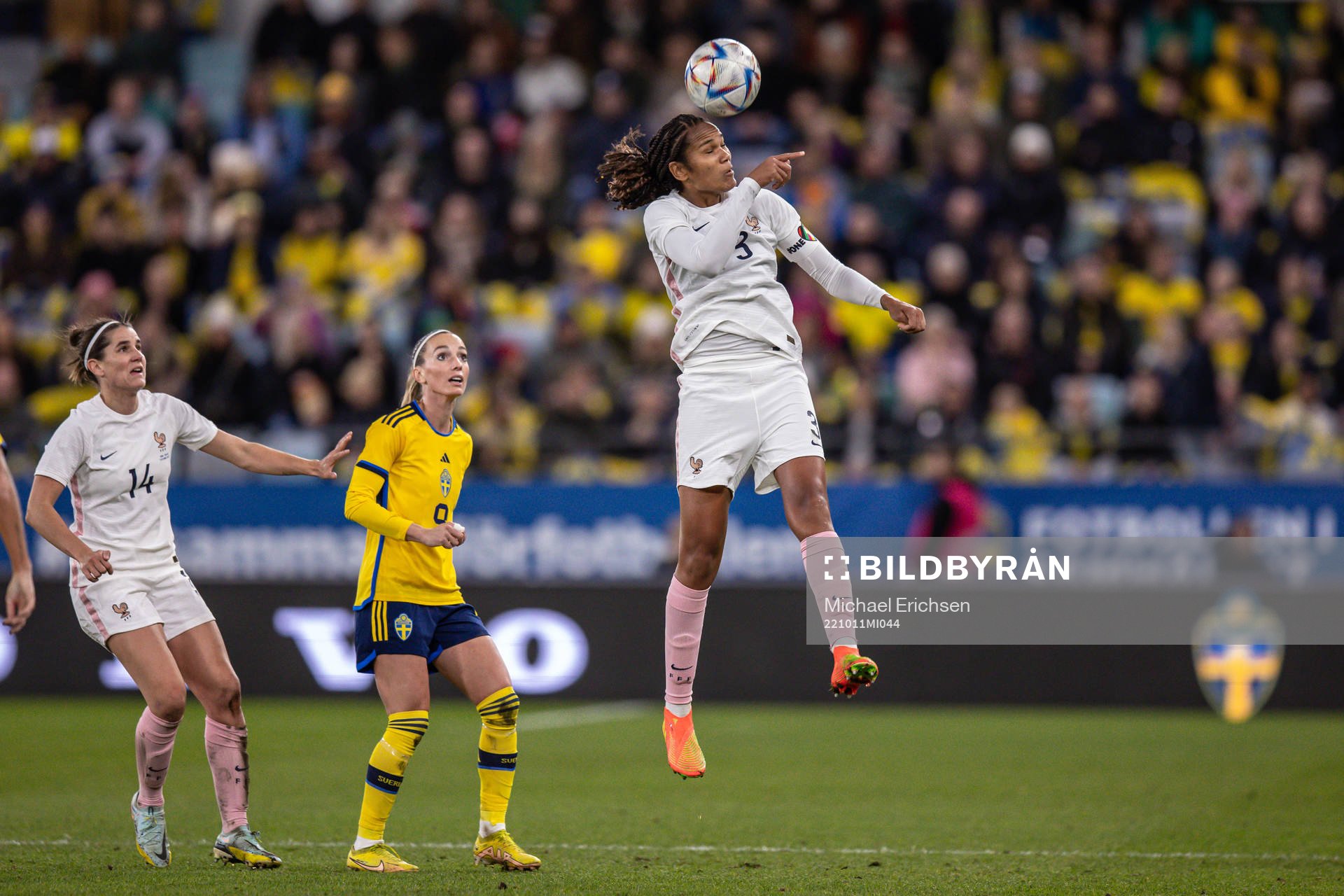 Wendie Renard of France