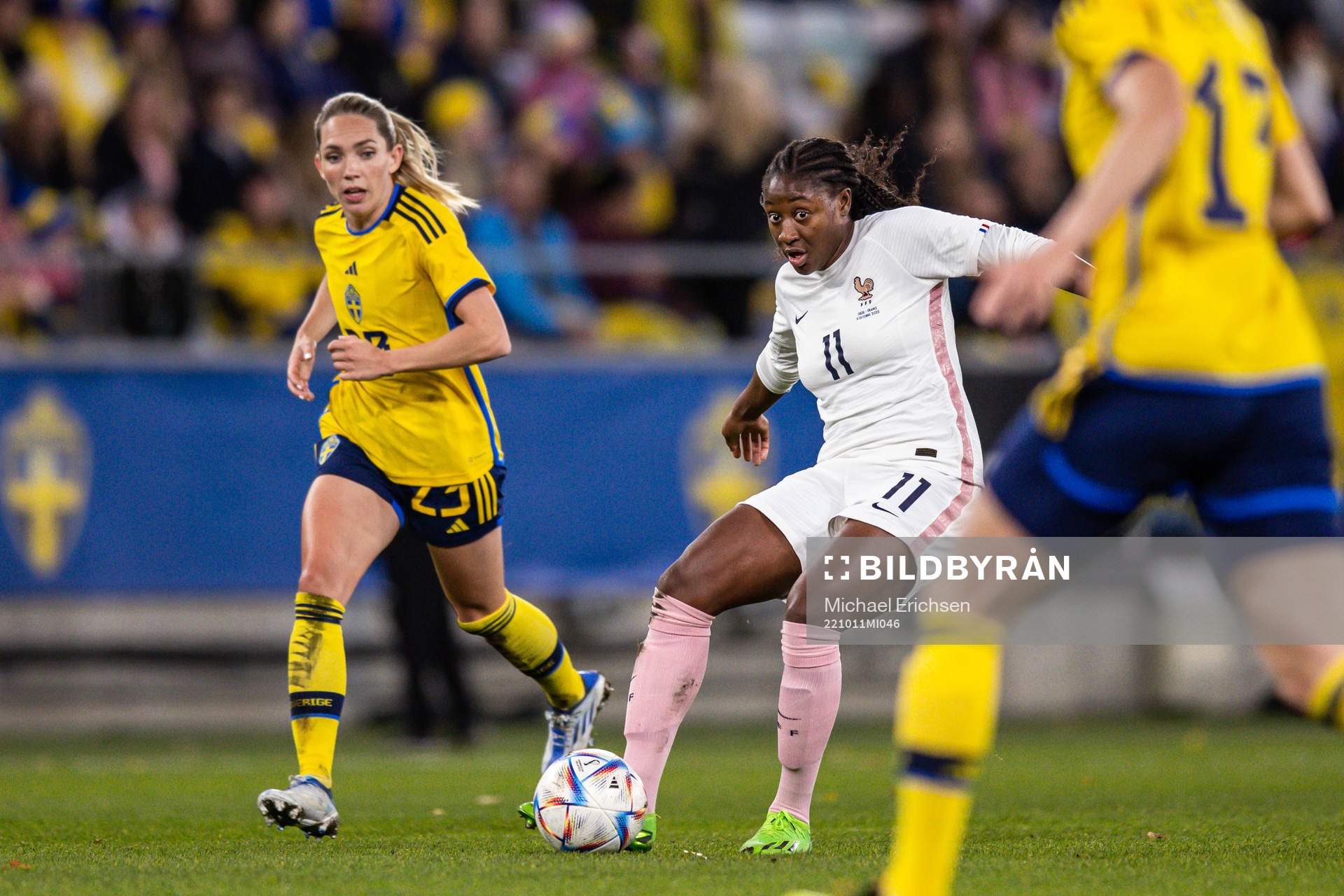 Elin Rubensson of Sweden and Kadidiatou Diani of France