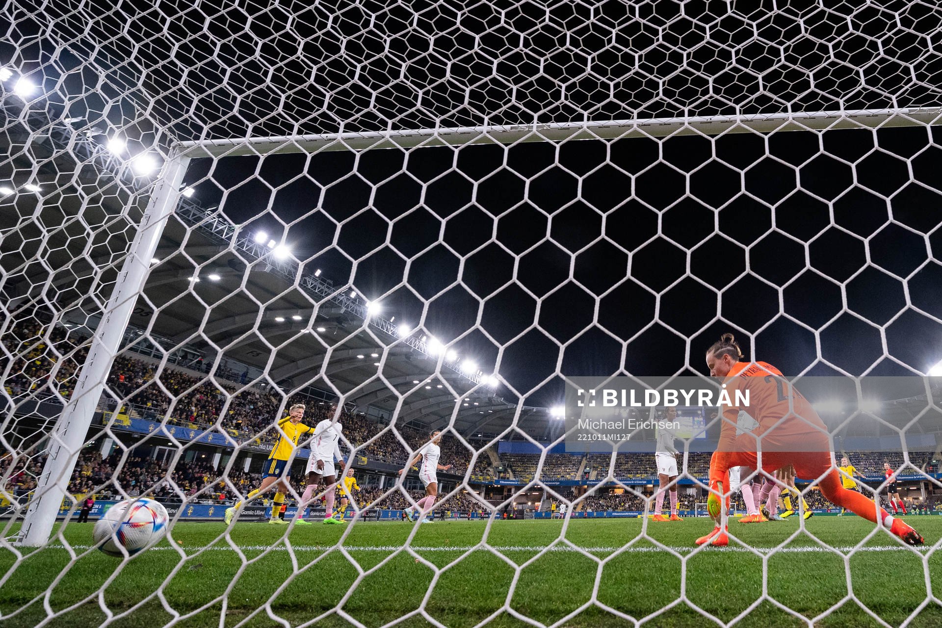 goalkeeper Pauline Peyraud-Magnin looks dejected when