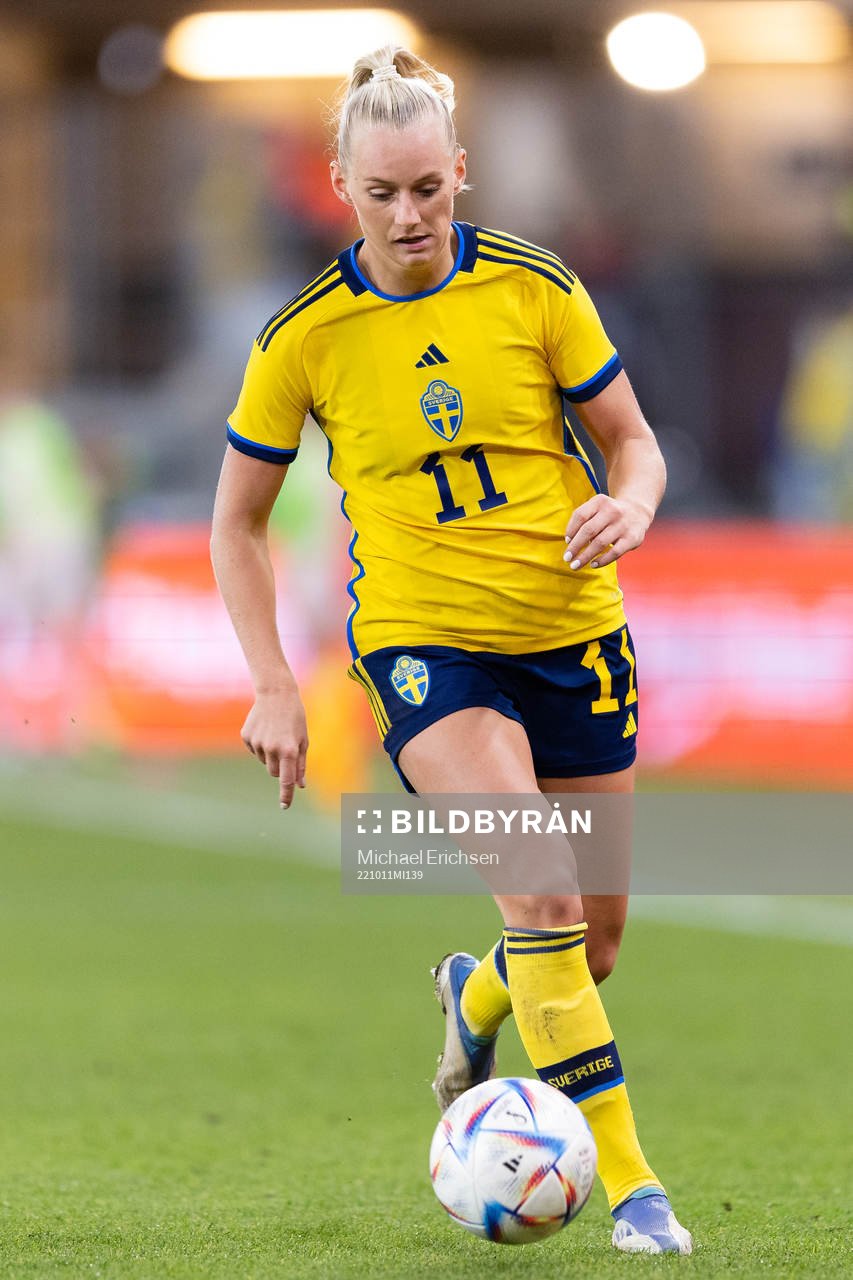 Stina Blackstenius of Sweden