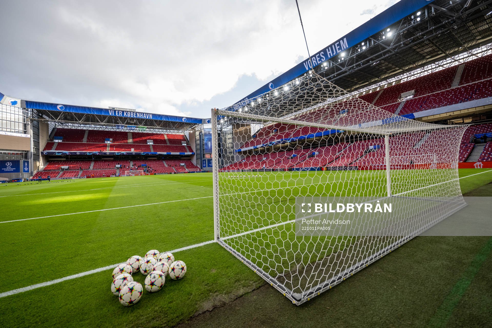 during the UEFA Champions League football match between FC