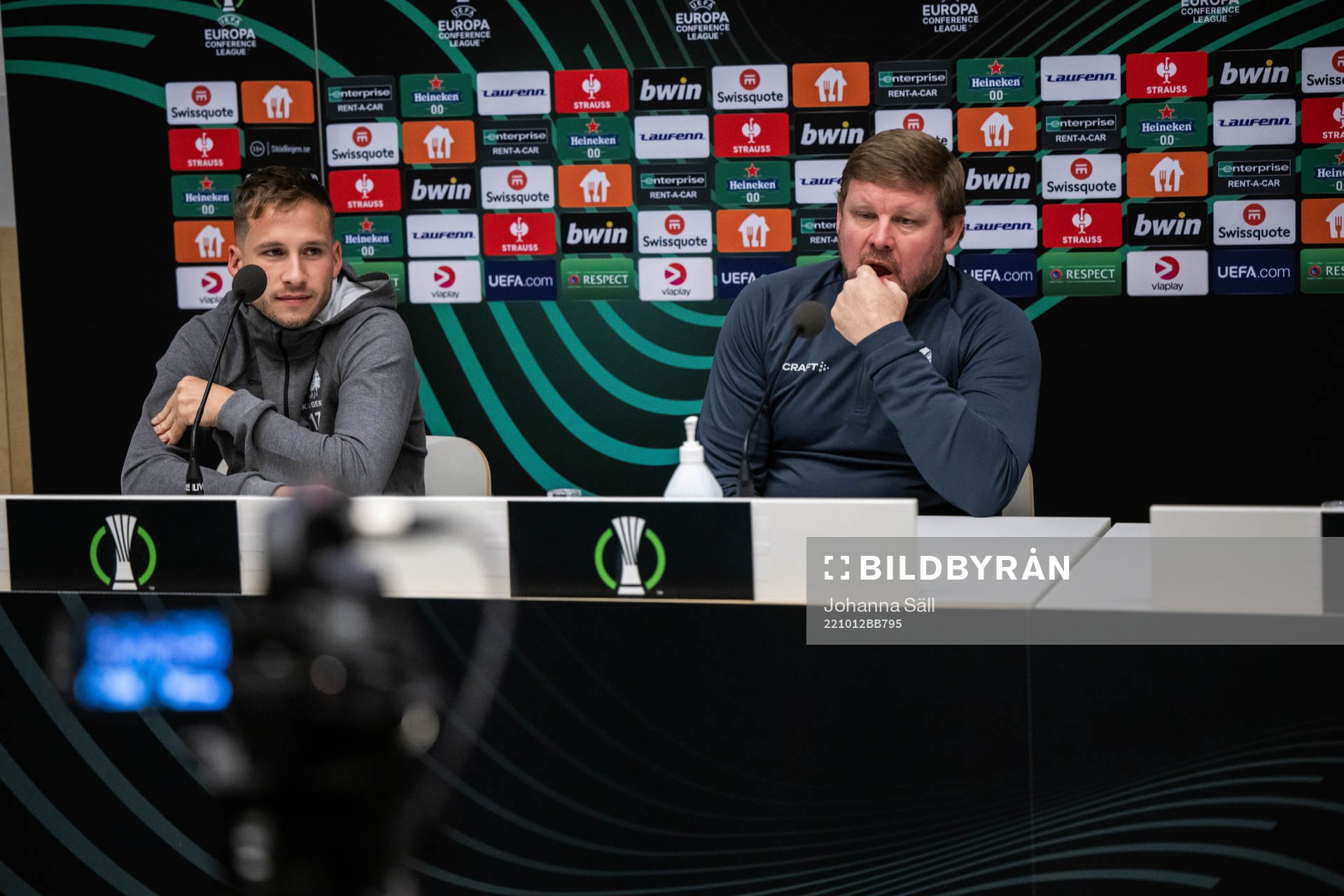 Andrew Hjulsager and Head coach Hein Vanhaezebrouck