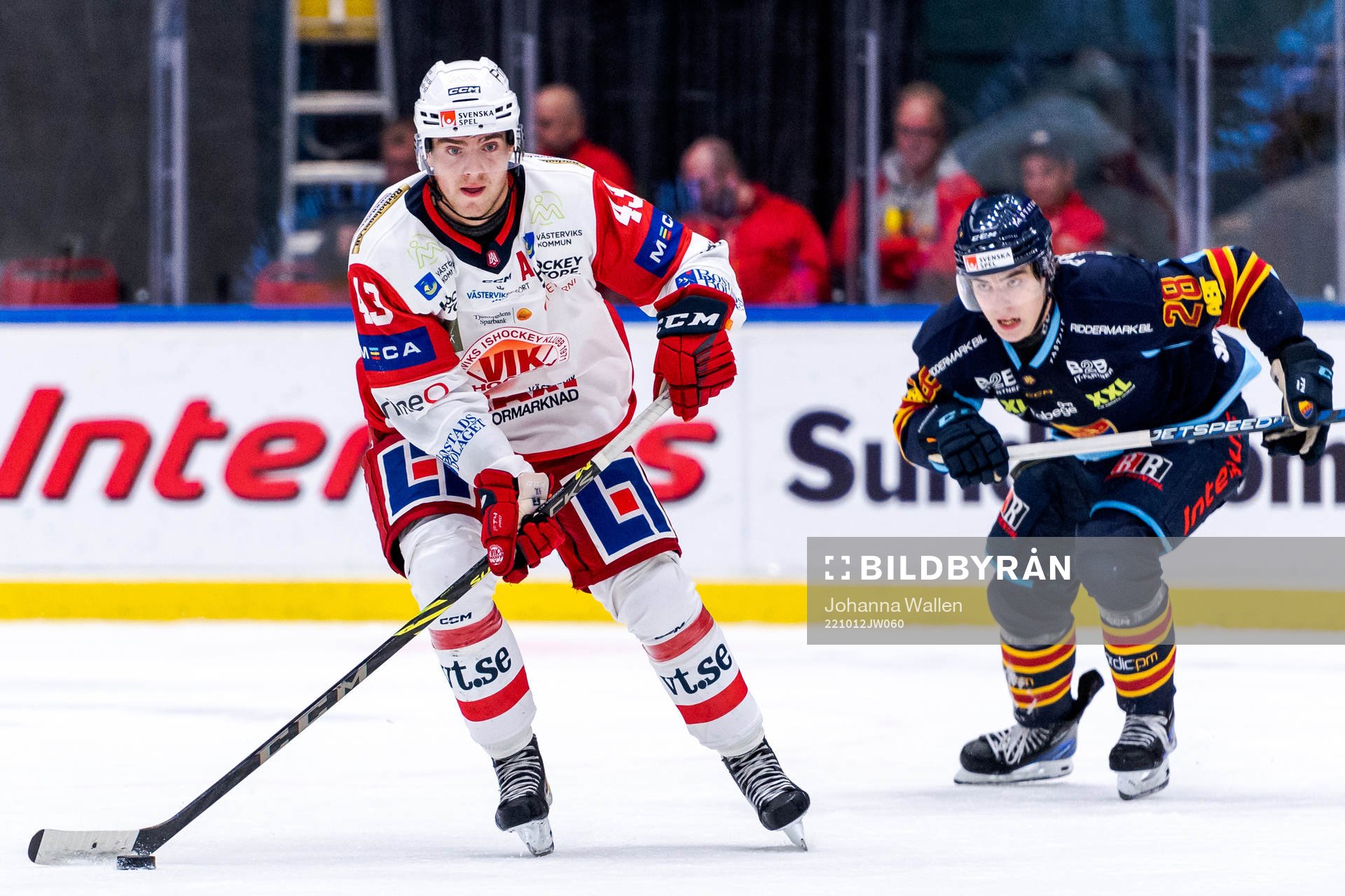 Västerviks Max Krogdahl och Djurgårdens Liam Öhgren