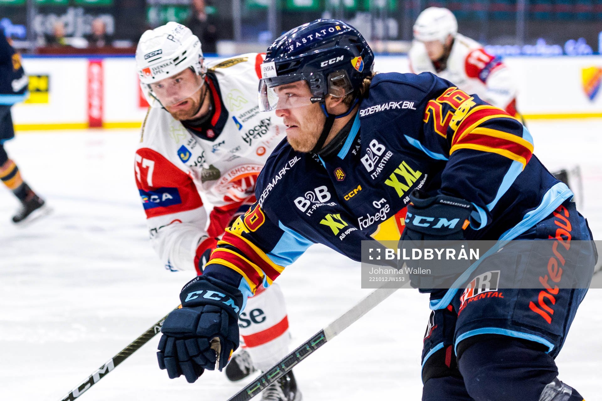 Västerviks Edward Lindelöw och Djurgårdens Emil Berglund