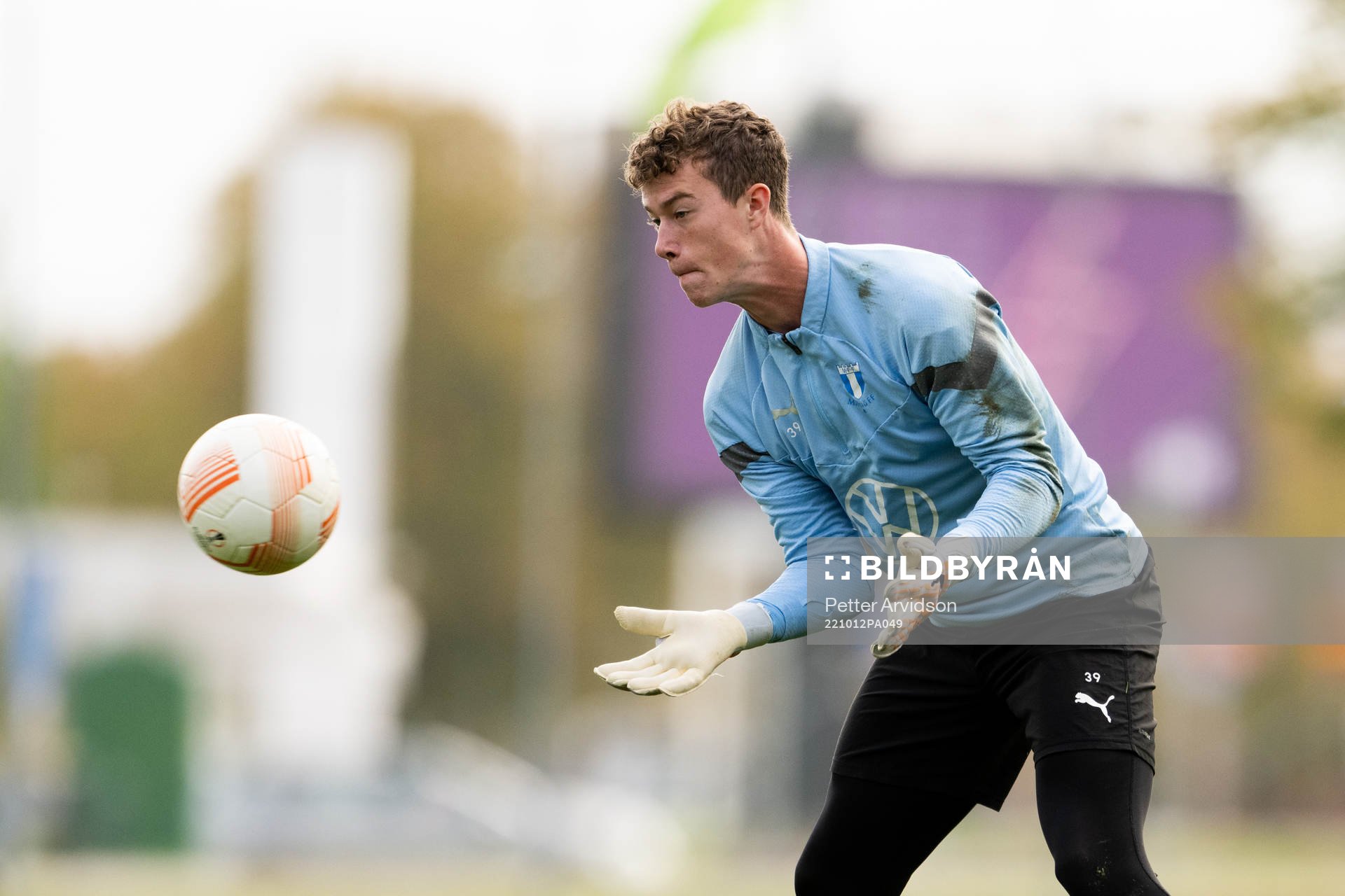 Goalkeeper Melker Ellborg
