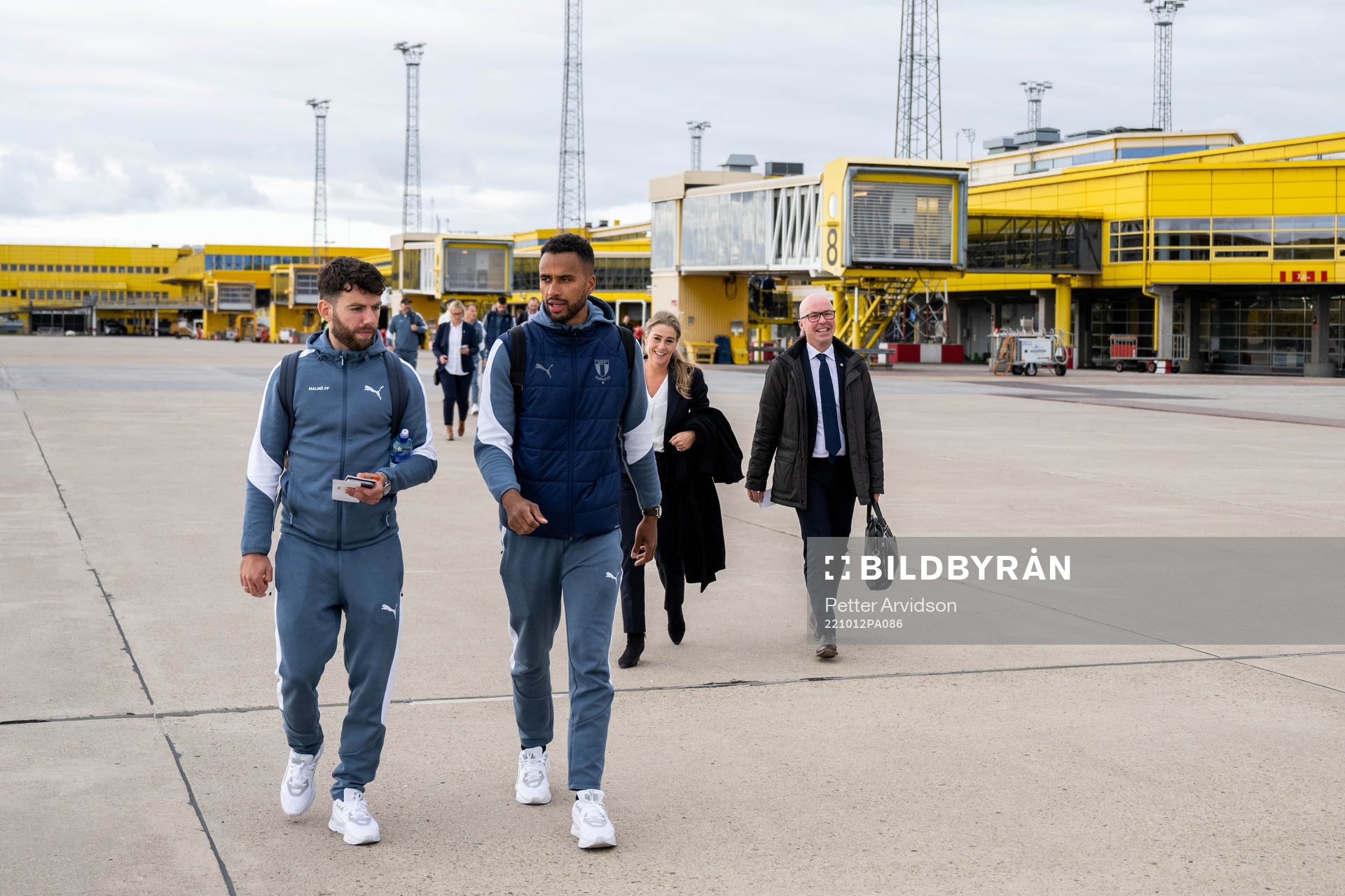 Erdal Rakip and Isaac Kiese Thelin of Malmö FF