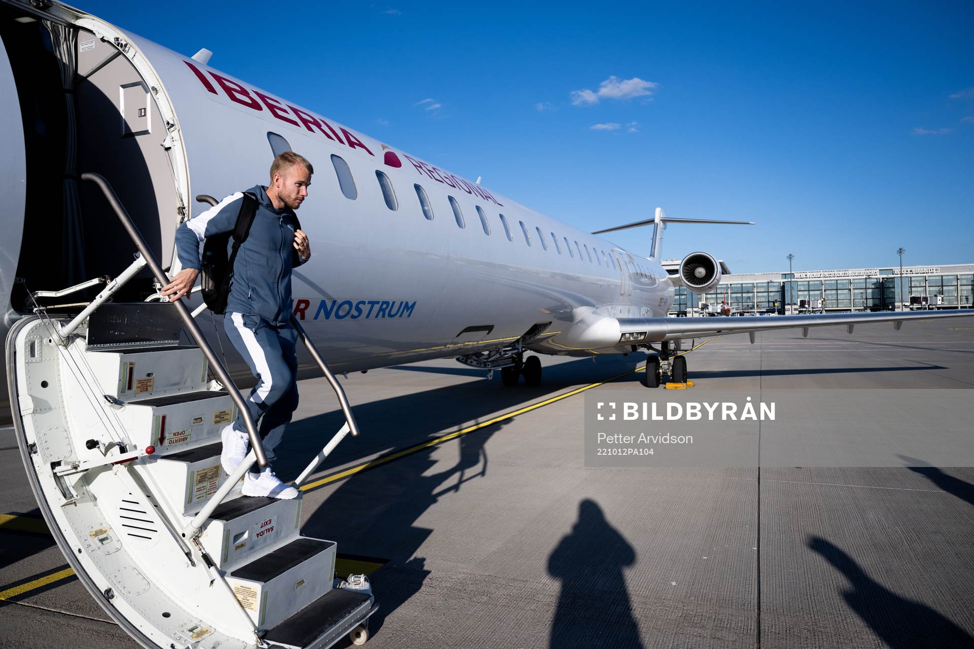 Oscar Lewicki arrives in Berlin