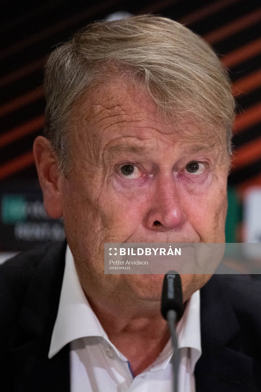 Head coach Åge Hareide