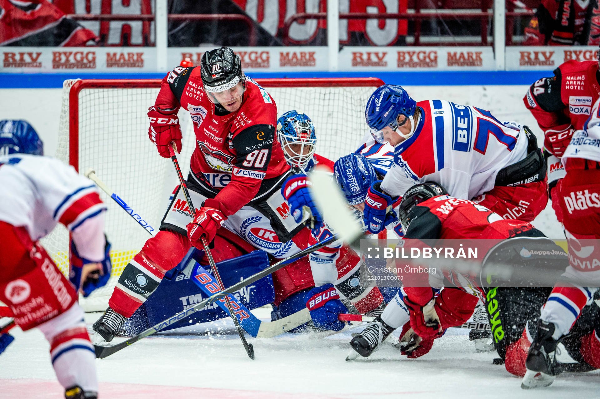 Malmö Redhawks Lance Bouma mot Oskarshamns Juuso Riikola