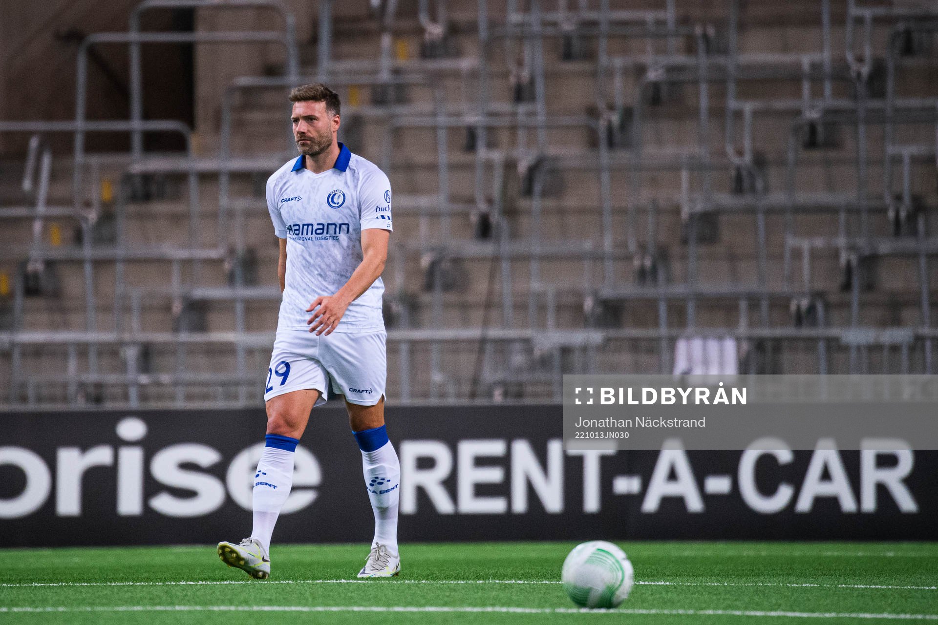 Laurent Depoitre reacts