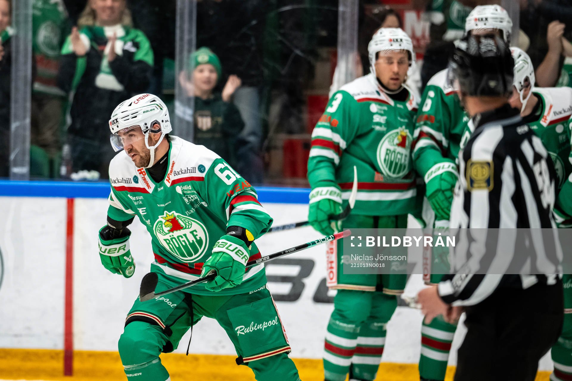 Rögles Ludvig Larsson jublar efter1-0