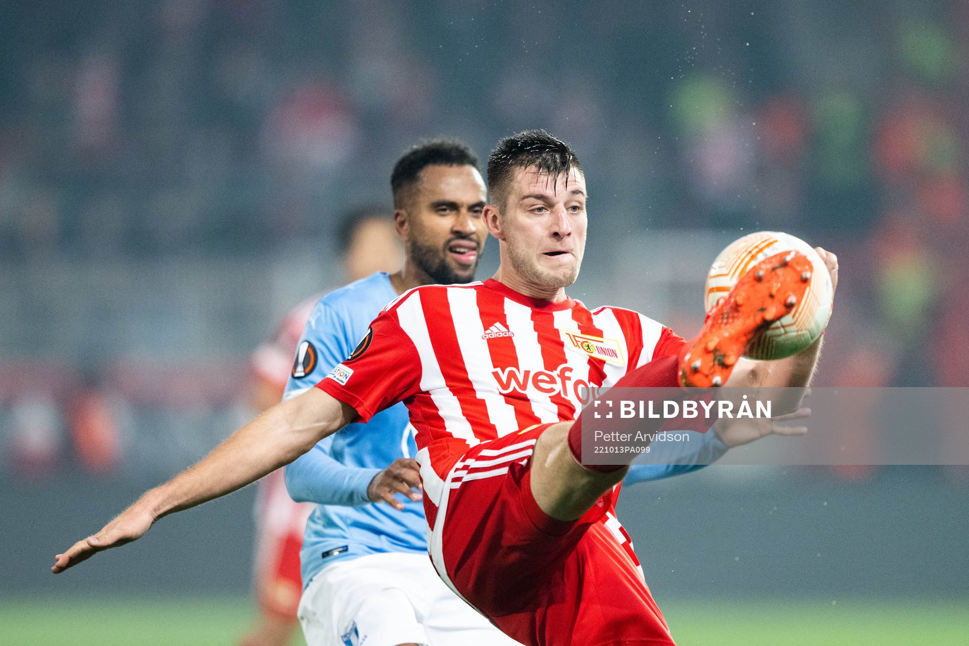Isaac Kiese Thelin of Malmö FF and Robin Knoche of Union