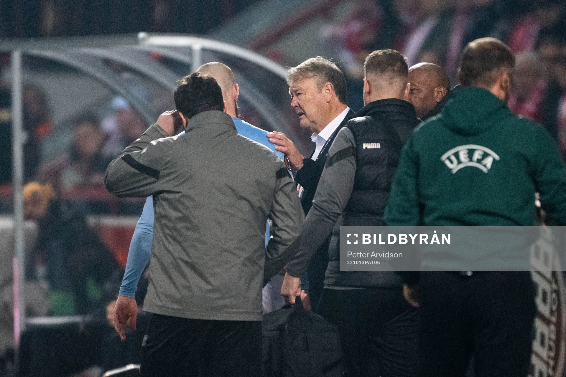 Head coach Åge Hareide and Jo Inge Berget of Malmö FF