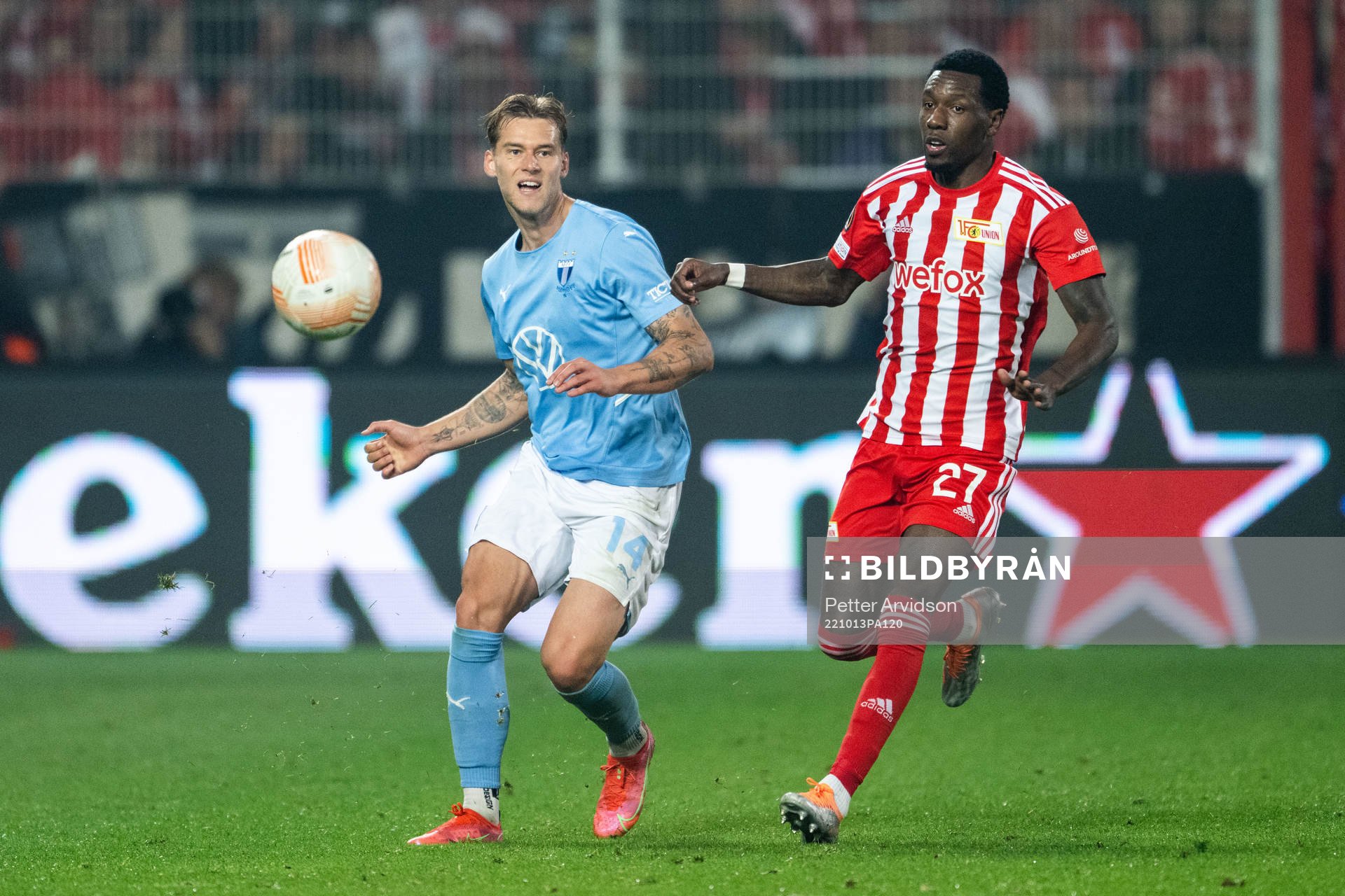 Felix Beijmo of Malmö FF and Sheraldo Becker of Union