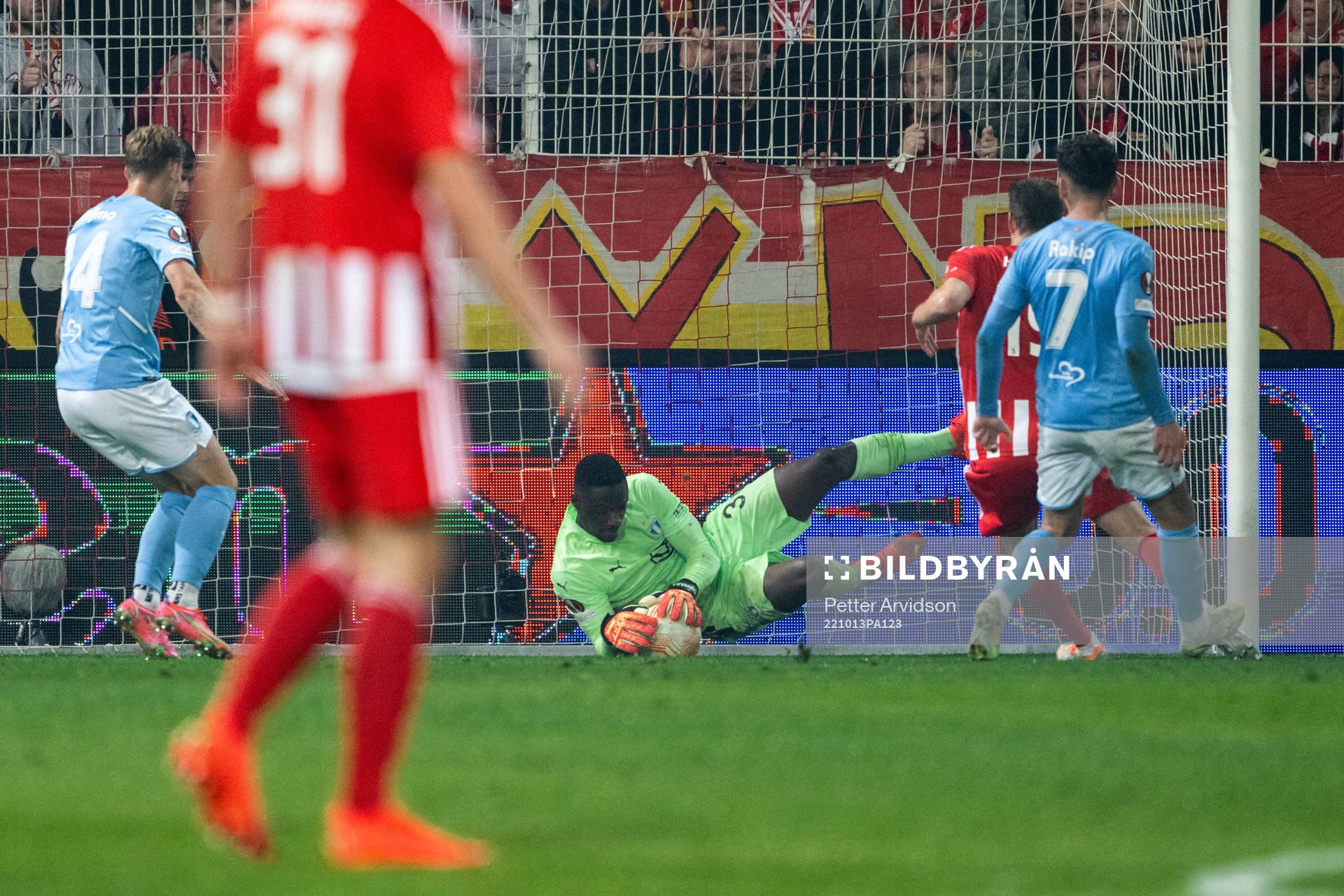 Goalkeeper Ismael Diawara of Malmö FF