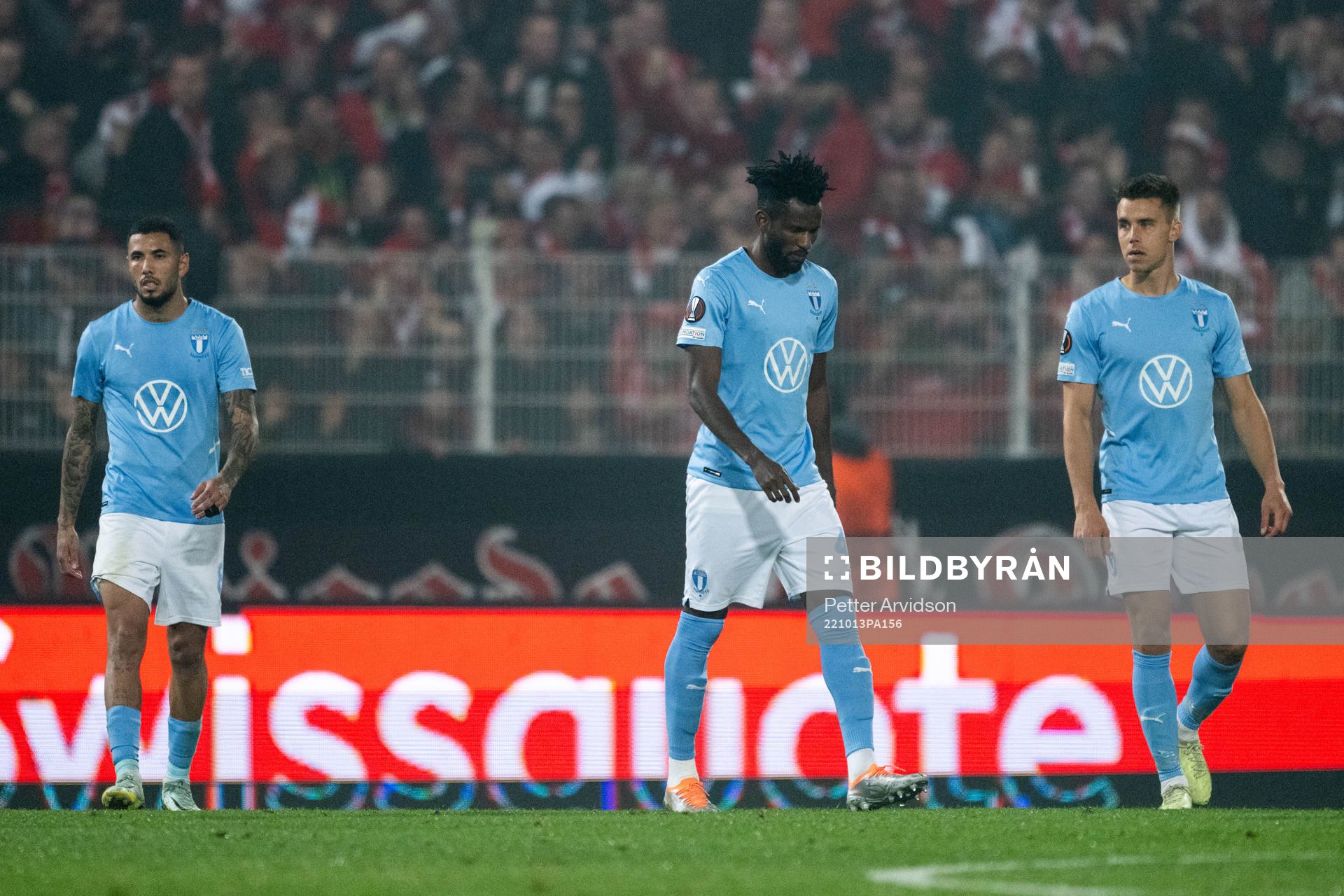 Emmanuel Lomotey of Malmö FF looks dejected