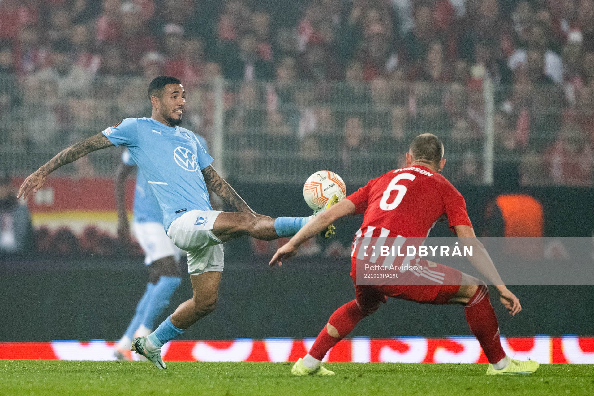 Sergio Pena of Malmö FF and Julian Ryerson of Union Berlin