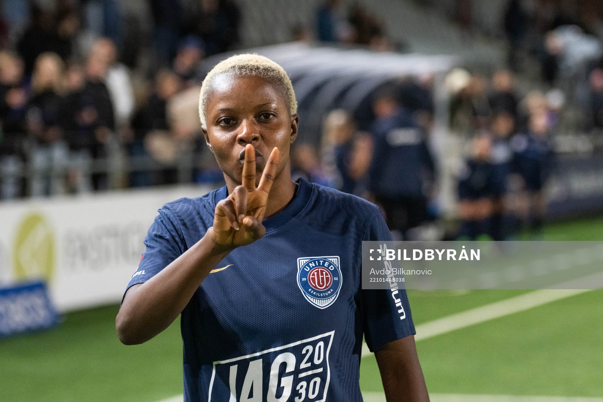 Eskilstuna Uniteds Ngozi Sonia Okobi-Okeoghene efter slutsignalen under fotbollsmatchen i Damallsvenskan mellan FC Rosengård och Eskilstuna United den 14 oktober 2022 i Malmö.
