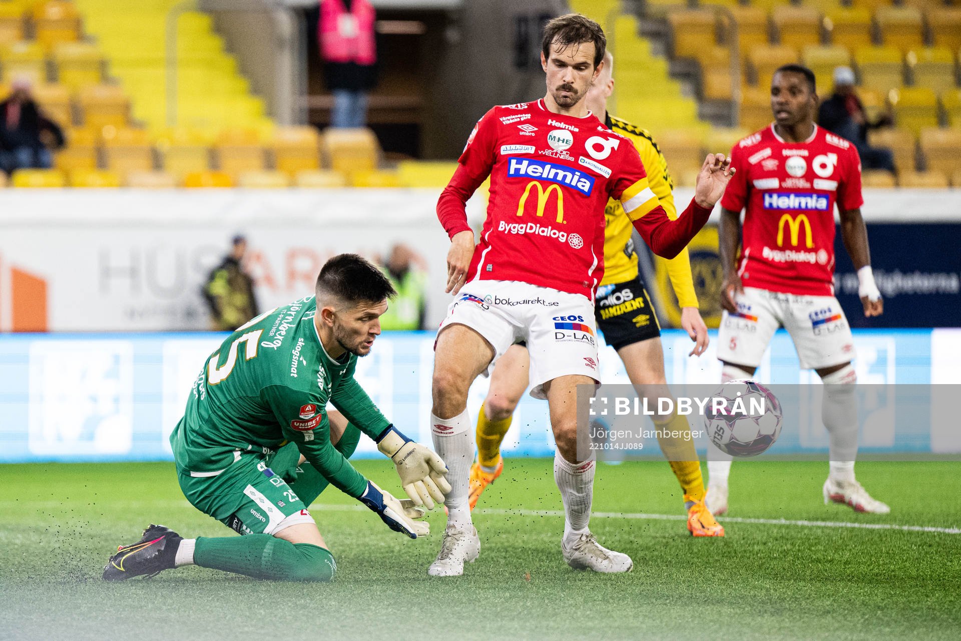 Degerfors målvakt Jeffrey Gal och Sebastian Ohlsson