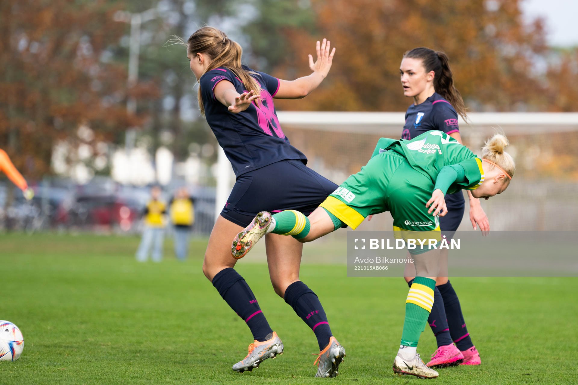Åhus Amanda Rosengren och Malmö FFs Ida Lyberg