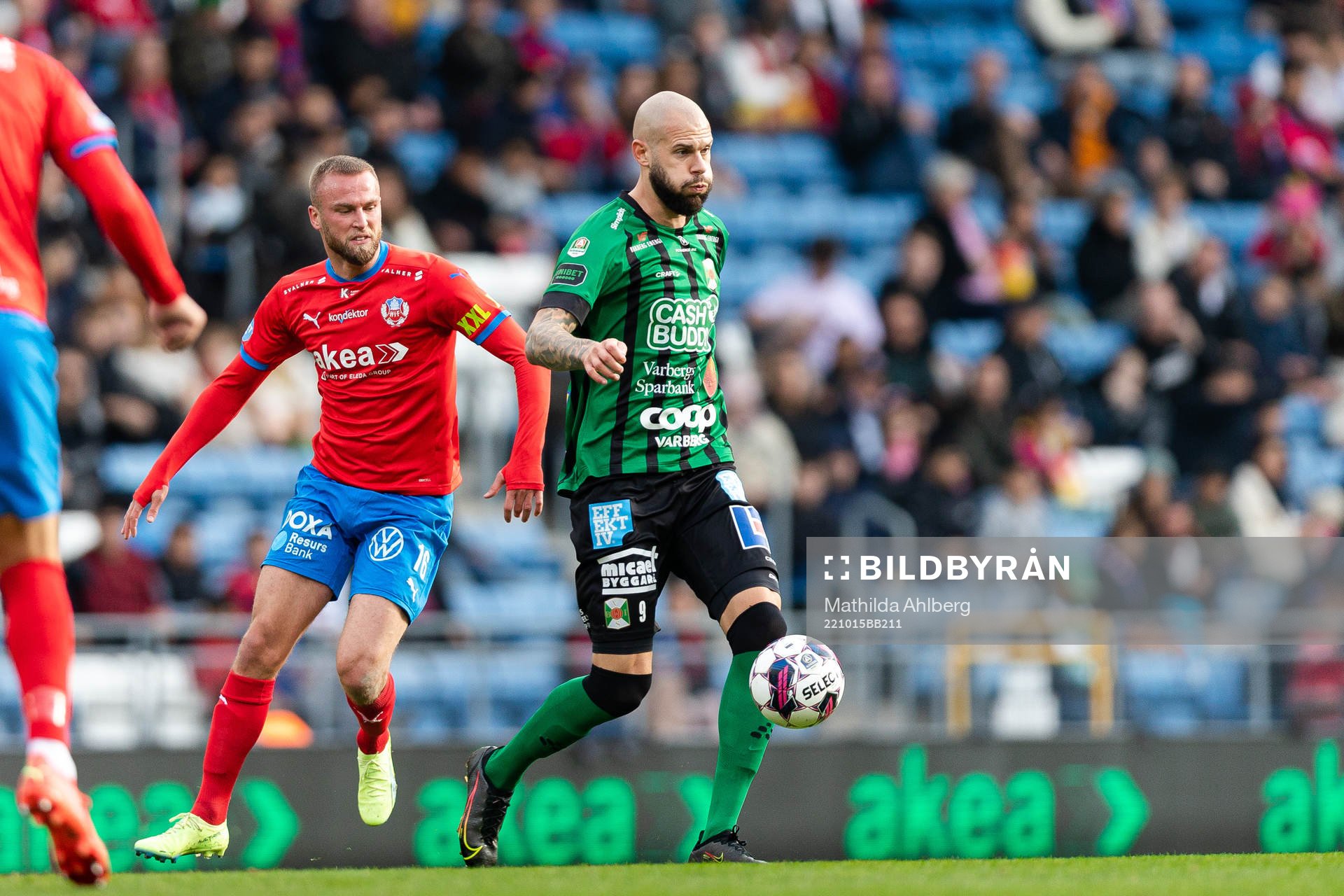 Helsingborgs Alexander Faltsetas och Varbergs Robin Simovic