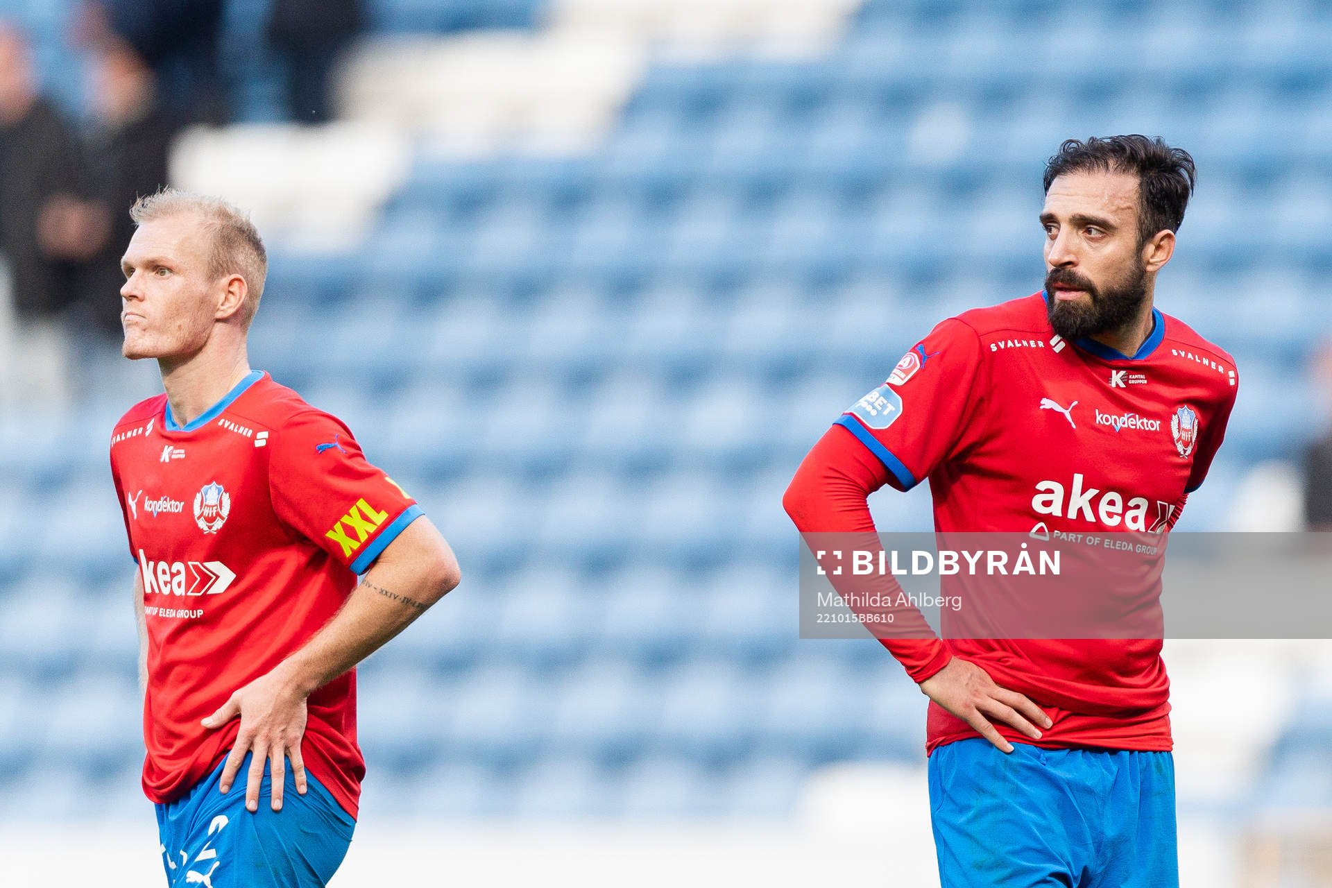 Helsingborgs Abdul Rahman Khalili och Philip Rejnhold deppar