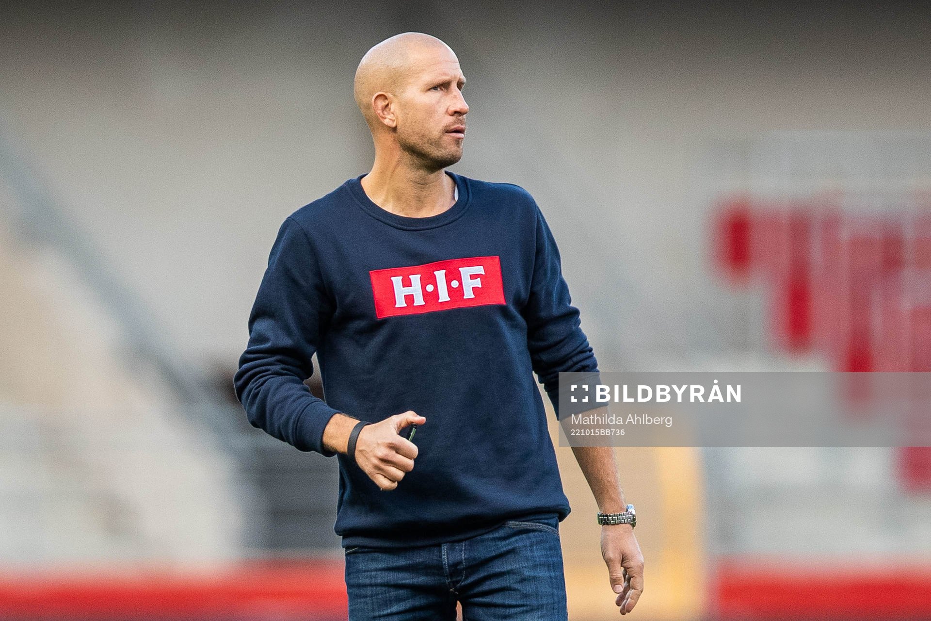 Helsingborgs tränare Mattias Lindström deppar